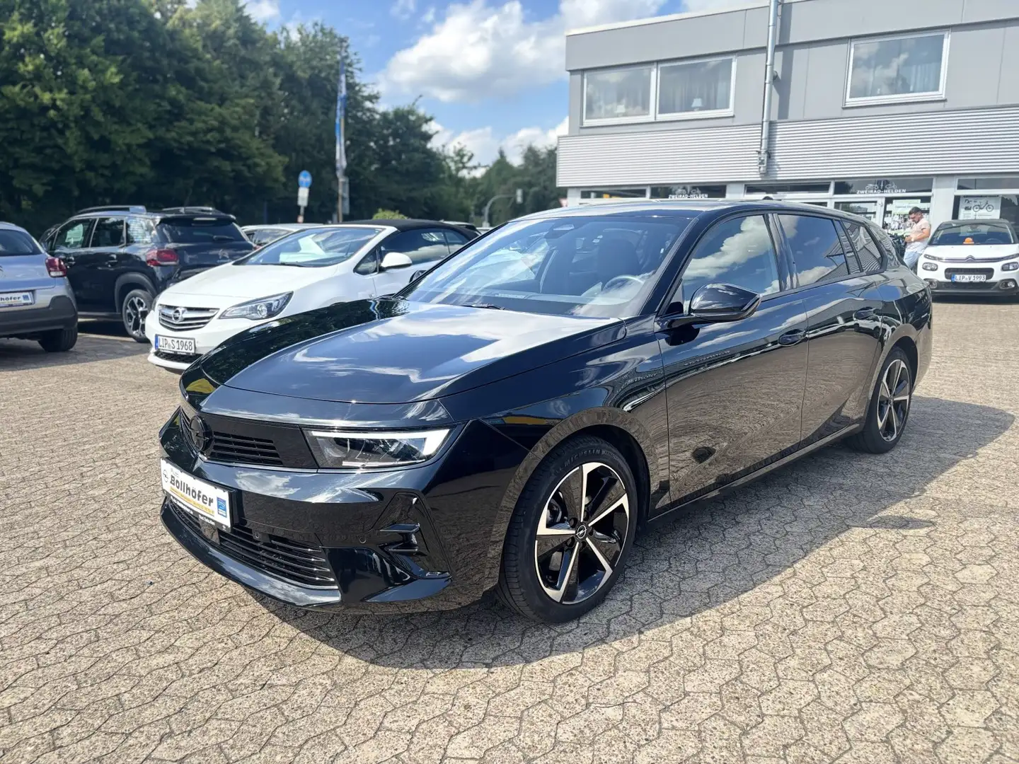 Opel Astra GS AT8/NAVI/SHZ+LHZ/PDC vo+hi+360Cam Noir - 1