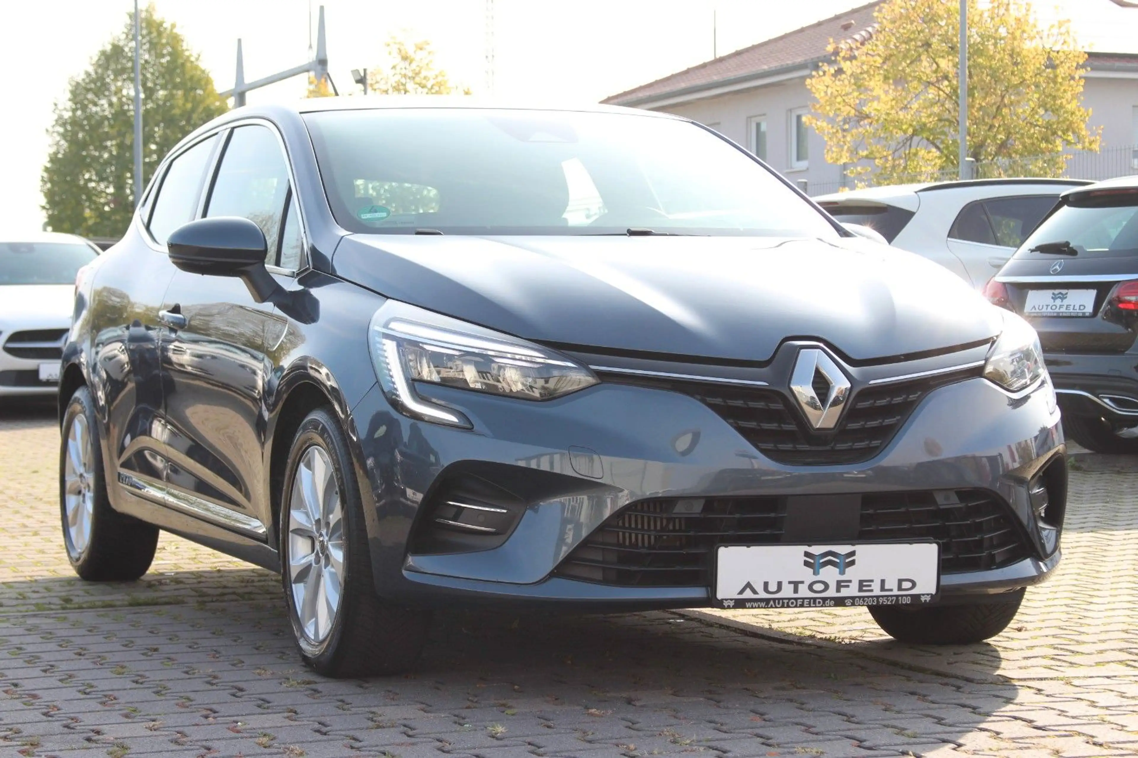 Renault Clio V Intens/SHEFT/KLIMA/PDC/RCAM/BT/NAVI — photo 3