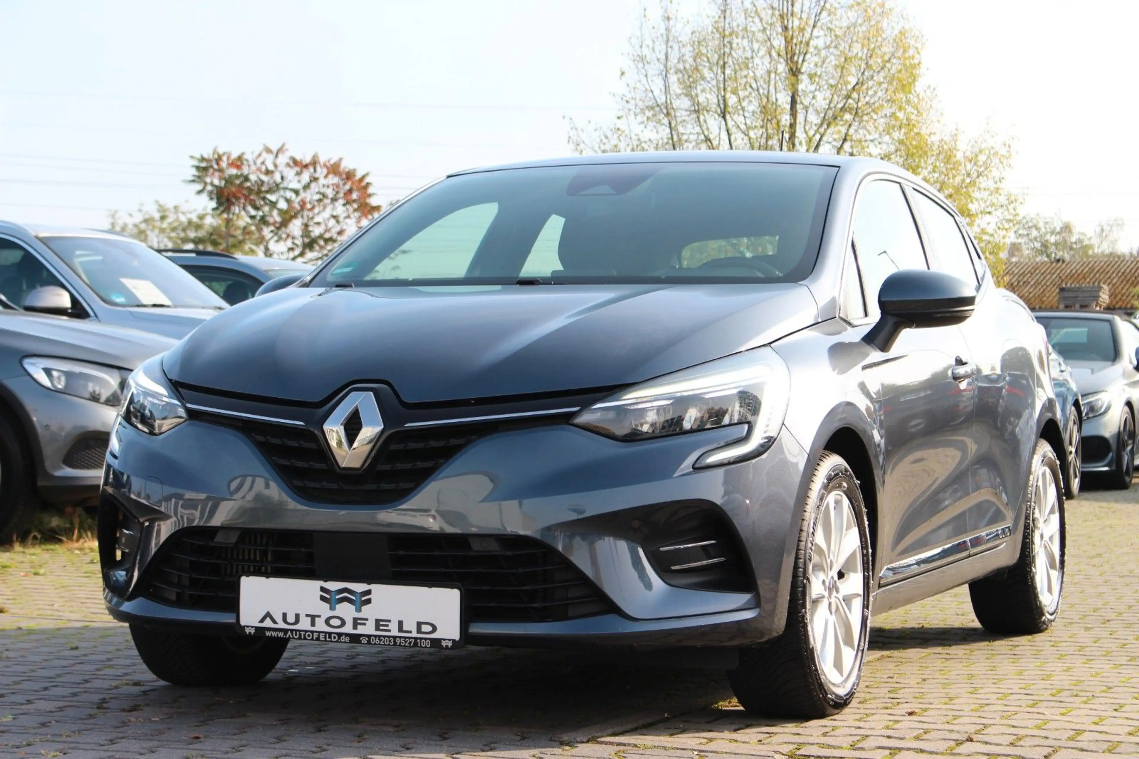 Renault Clio V Intens/SHEFT/KLIMA/PDC/RCAM/BT/NAVI