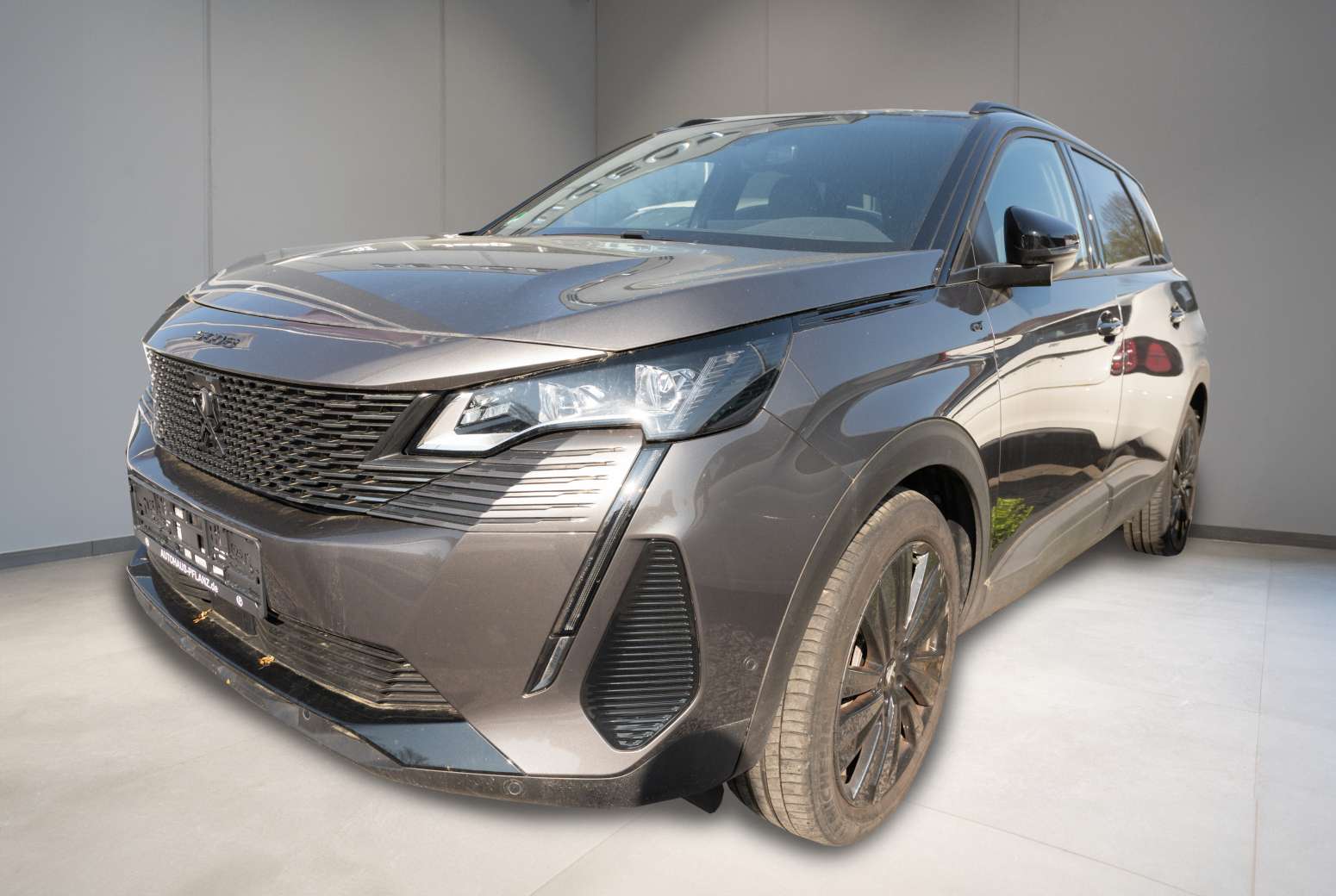 Second hand Peugeot 5008 1.2