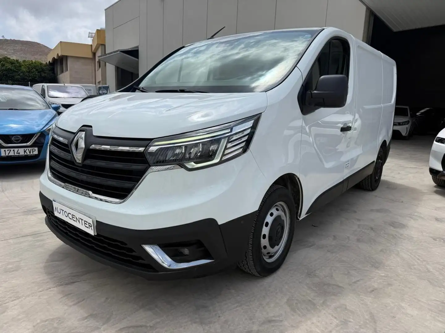 Renault Trafic Furgón L1H1 BluedCi 96kW Blanco - 1