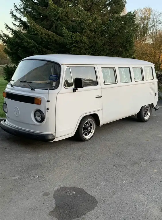 Volkswagen T2 1988 из Европы — купить под ключ