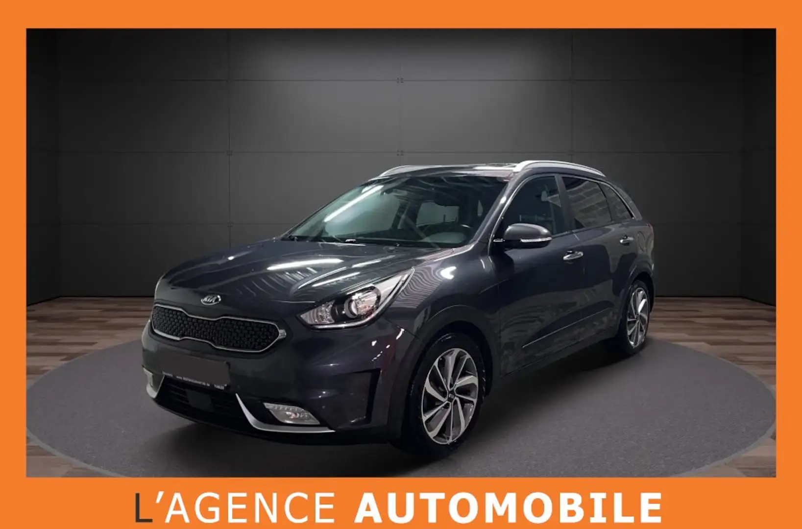 Kia Niro 1.6 GDi HEV Sense DCT - Garantie 12 mois Grijs - 1