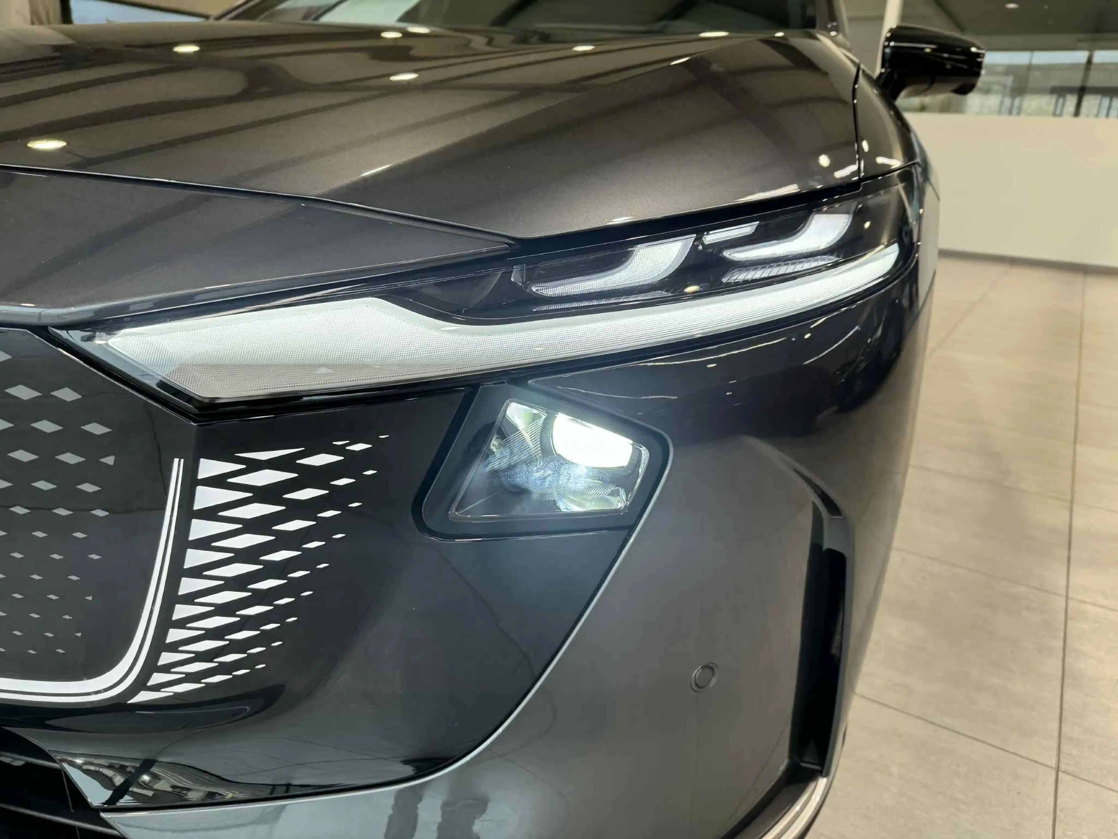 Mazda 6e 6e EV Takumi — photo 6