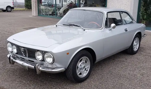 Alfa Romeo 2000 GT 2000 Veloce