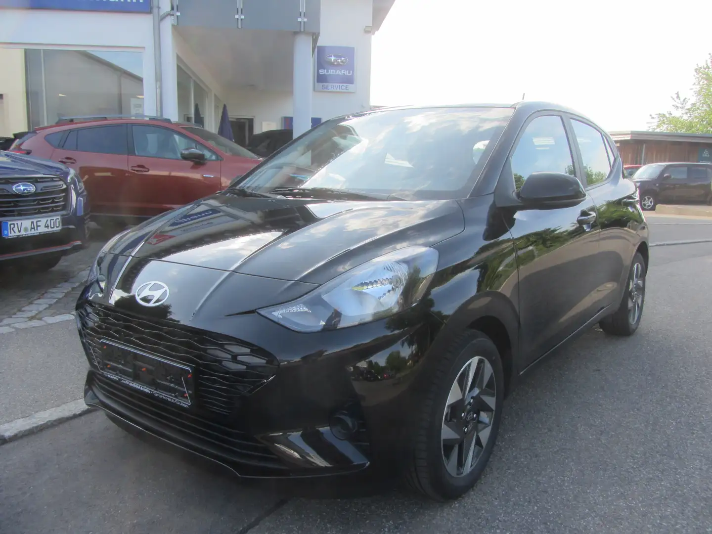 Hyundai i10 Trend Zwart - 1