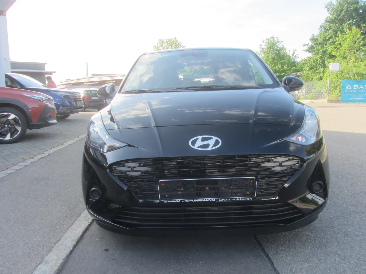 Hyundai i10 Trend Zwart - 2
