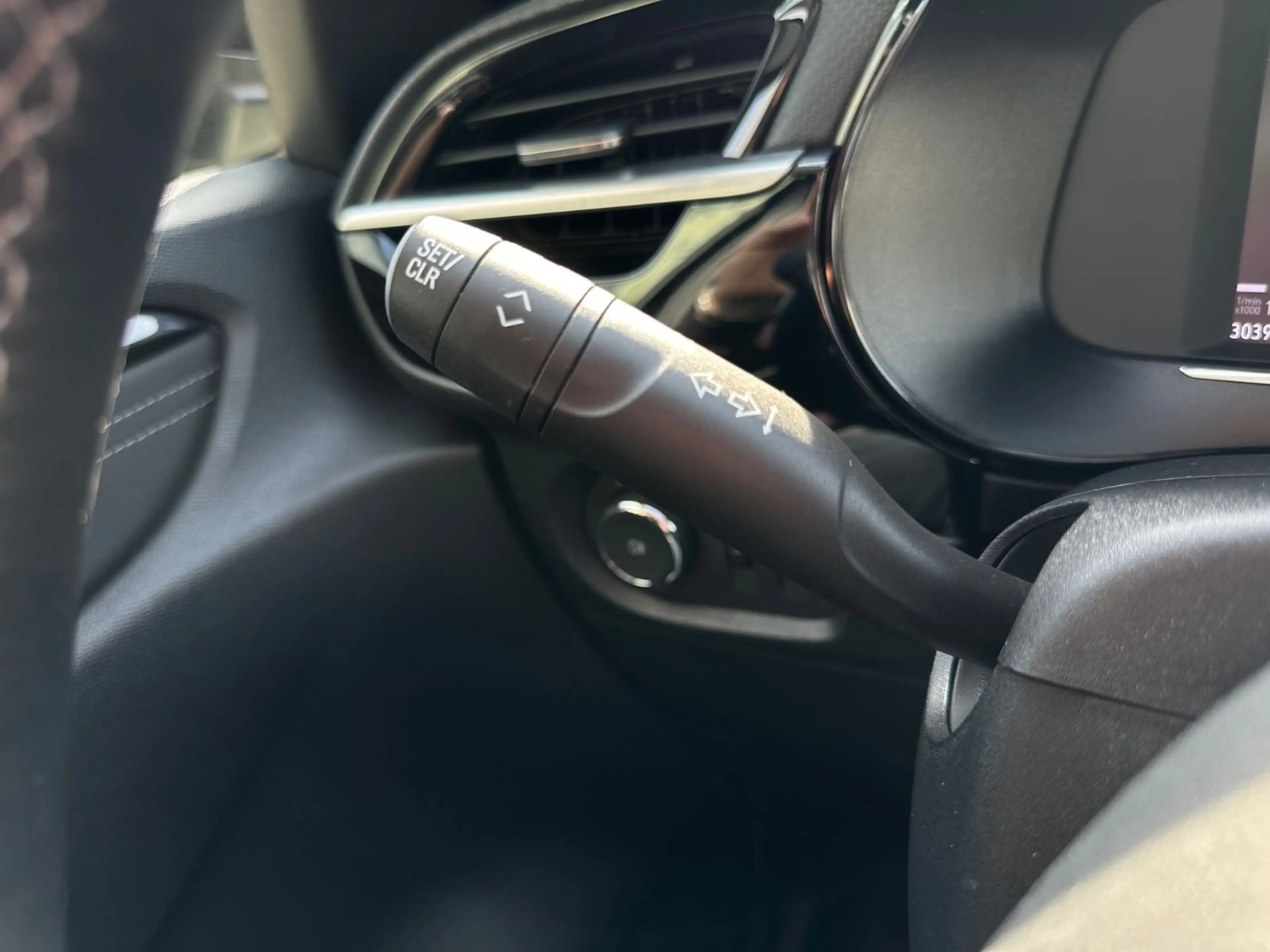 Opel Corsa F Elegance +KLIMA+KAMERA+ALU+SHZ+LHZ+ — photo 9