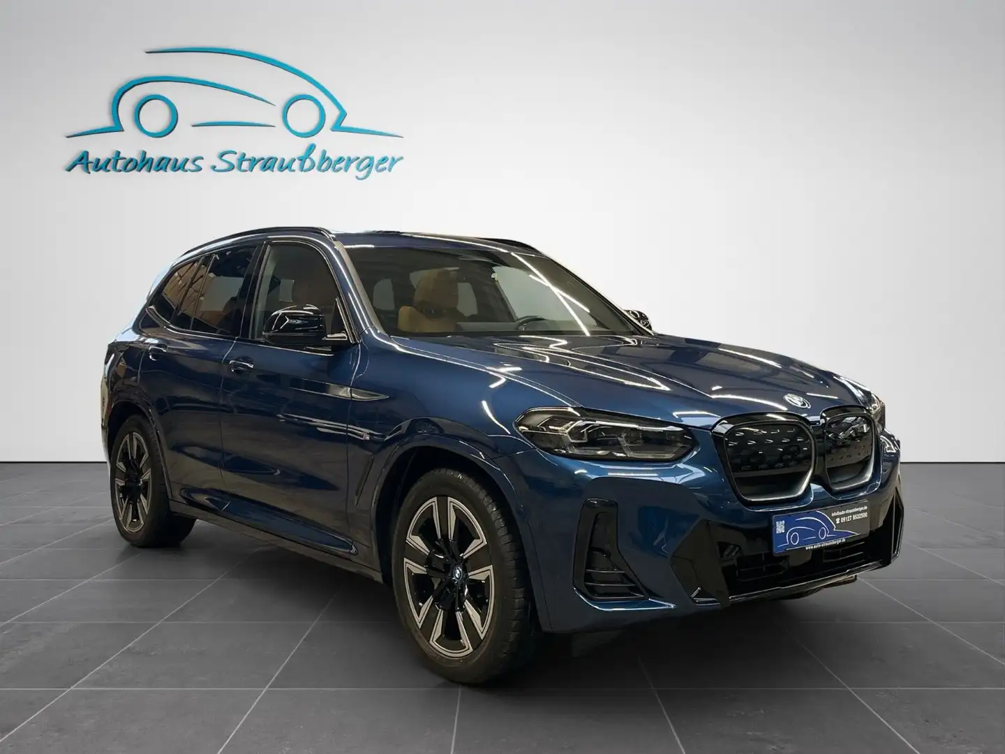BMW iX3 Inspiring ACC AHKLED 3ZK MFL QI RFK 3D View Blau - 2