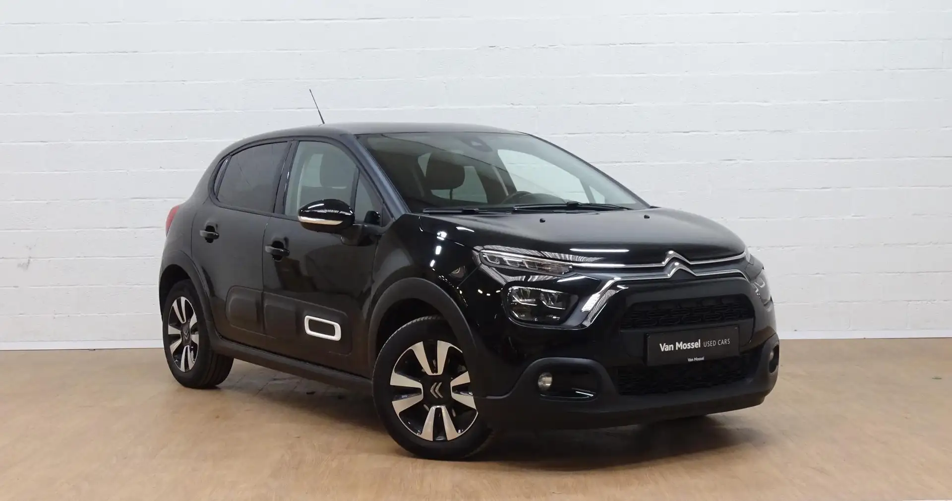 Citroen C3 1.2T Max automaat+gps+camera+parkeerhulp achteraan Noir - 2
