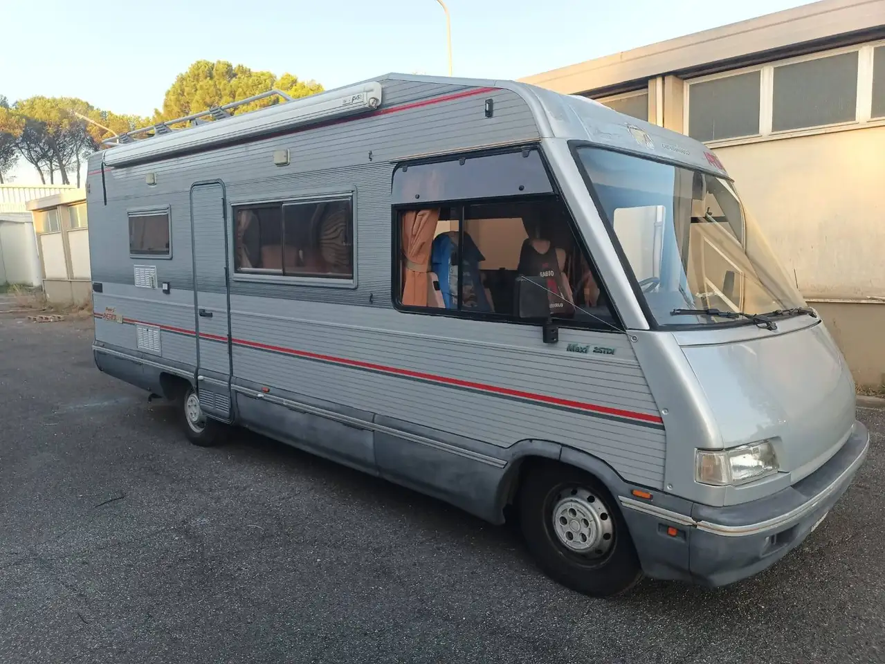 Caravans-Wohnm Arca Super America 670, foto 1