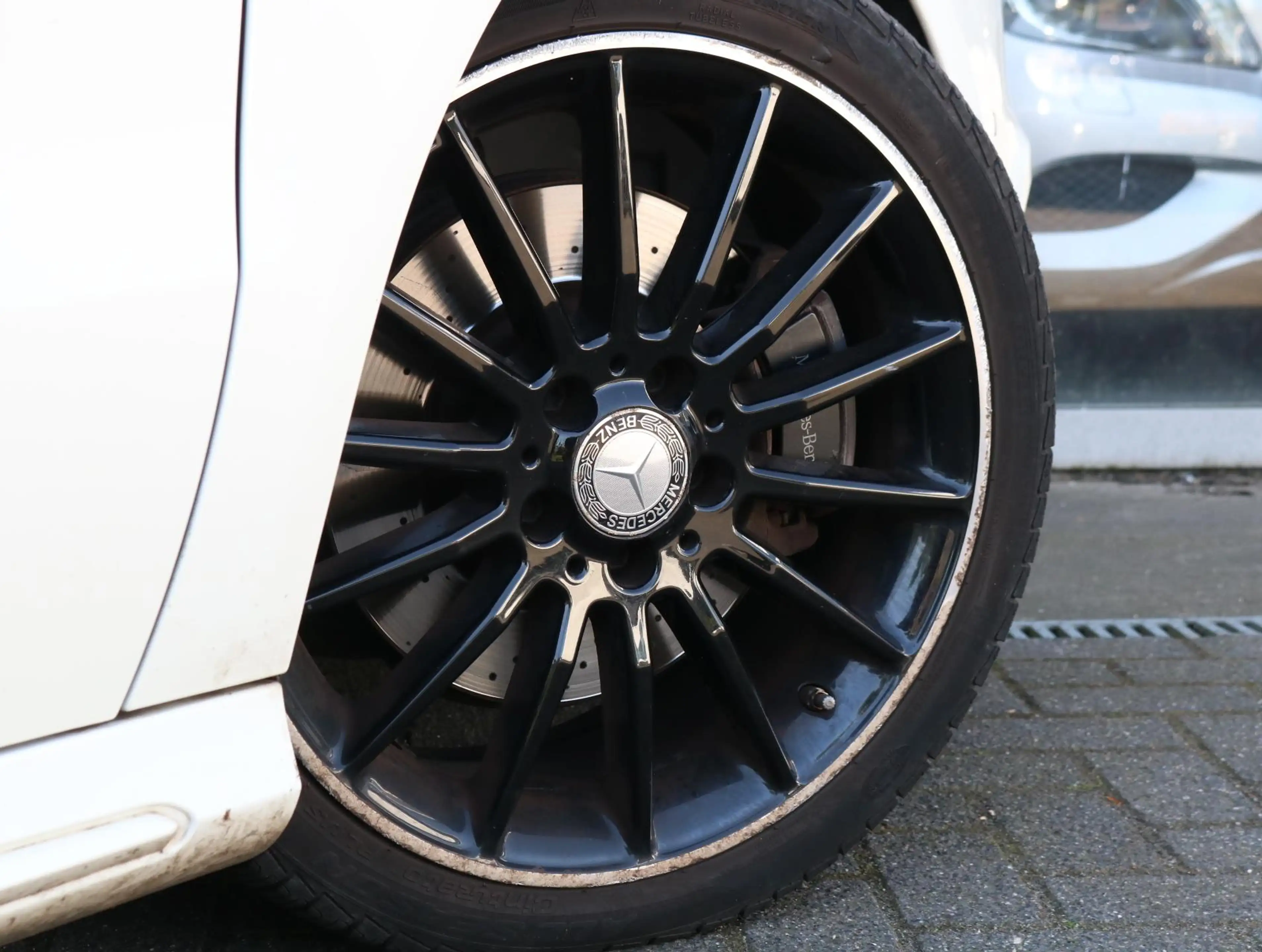 Mercedes-Benz B 220 4Matic Prestige AMG Line Panoramadak | Trekhaak | — photo 11