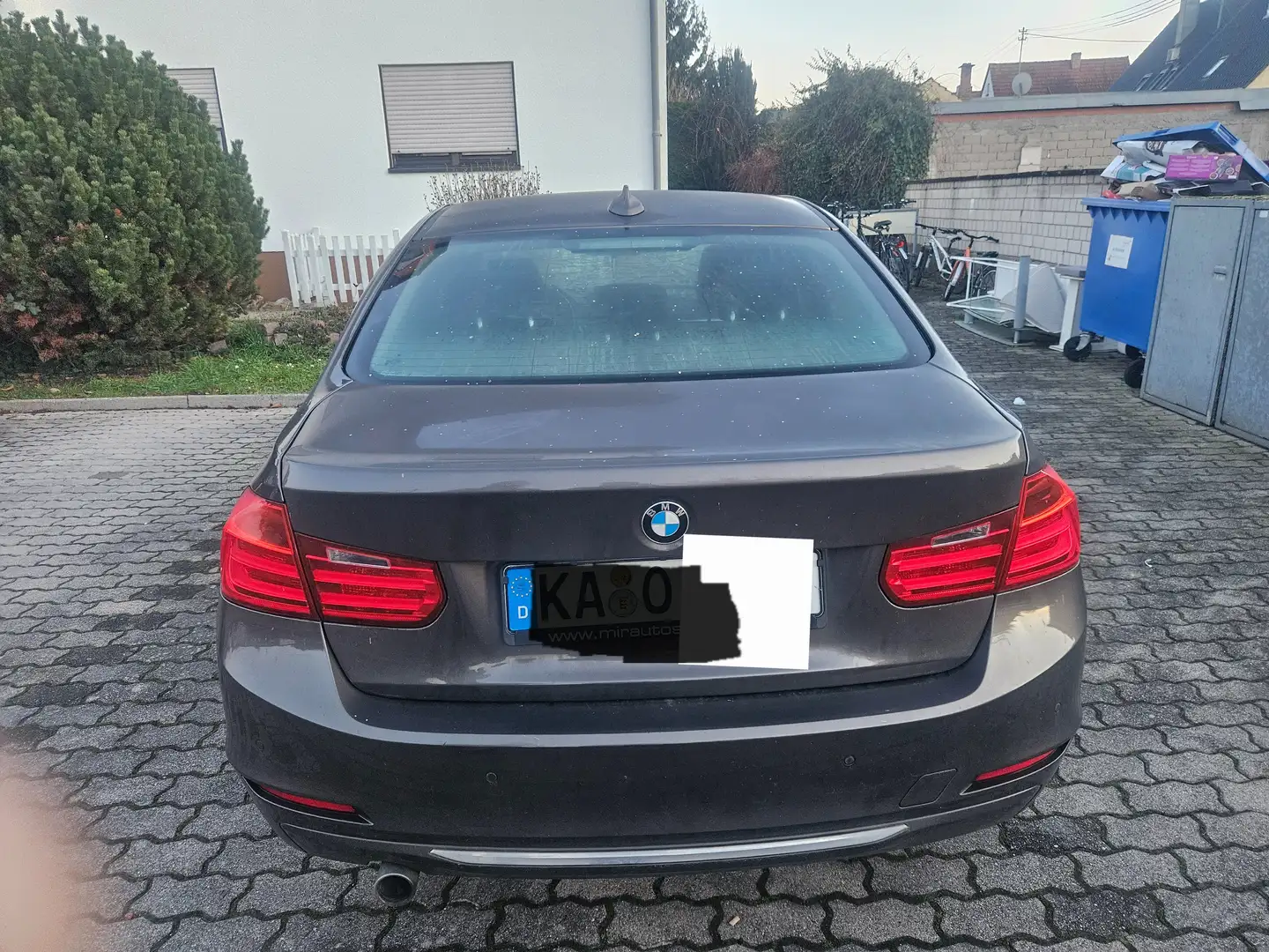 BMW 320 320d Aut. Blue Performance Sport Line Braun - 1