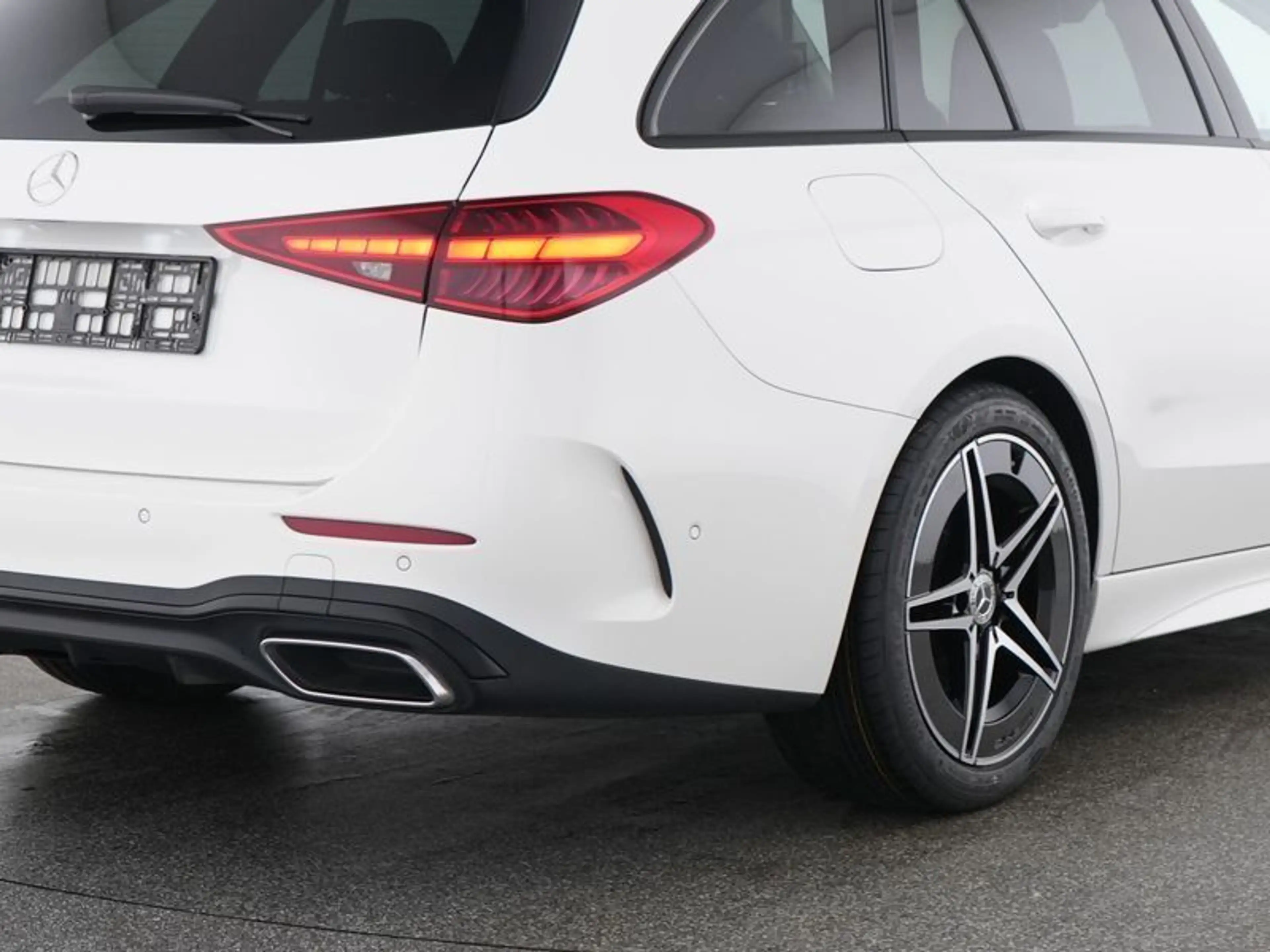 Mercedes-Benz C 180 T AMG-ADVANCED+ NIGHT PANO AHK MEMORY WDGS — photo 4