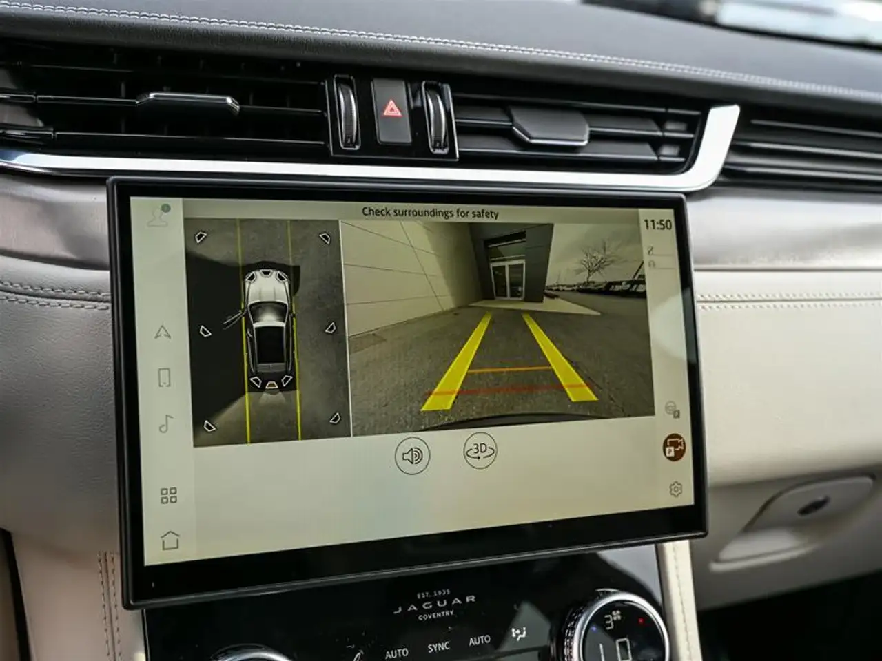 Jaguar F-Pace снимка Jaguar F-Pace