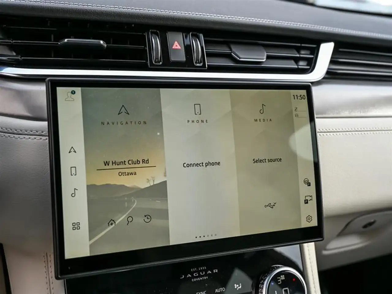Jaguar F-Pace снимка Jaguar F-Pace