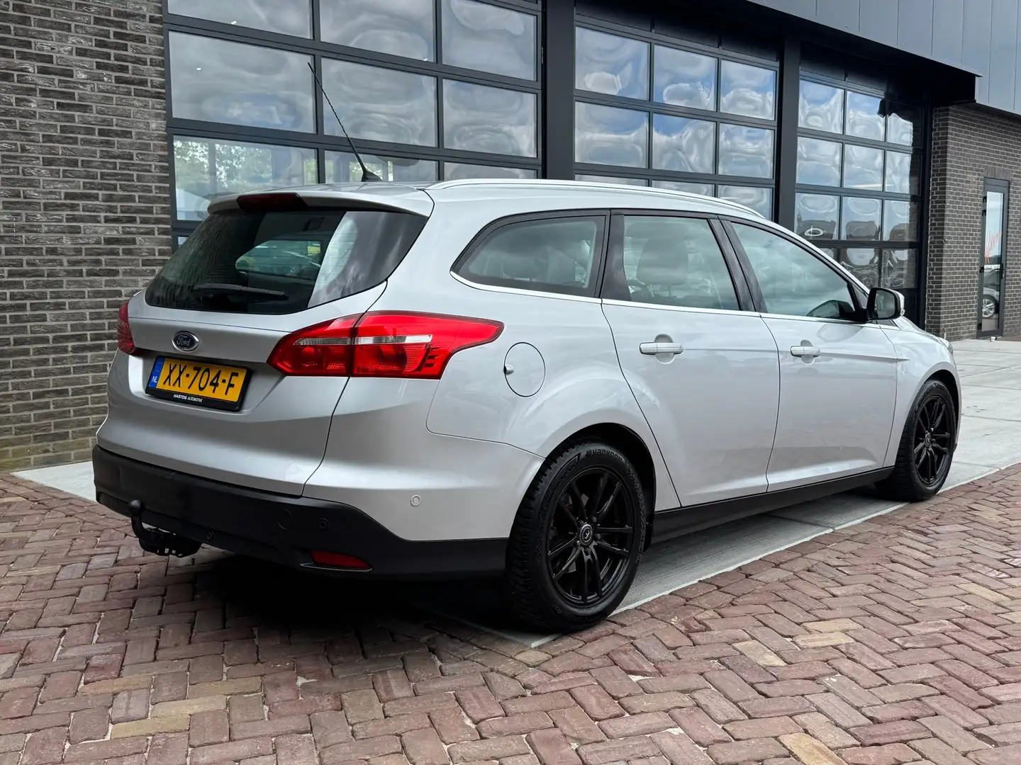 Ford Focus Wagon 1.5 TDCI Titanium Edition | Autm | Cruise | Gris - 2