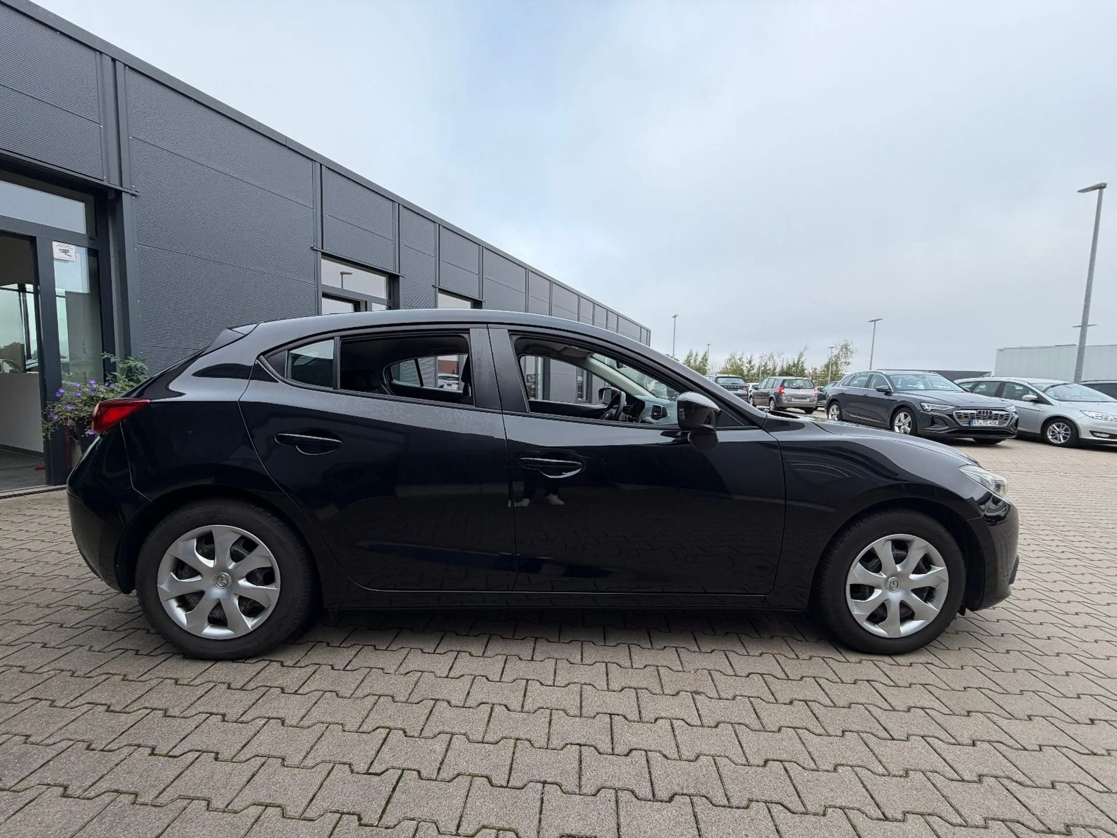 Mazda 3 1.5 Prime-Line — photo 7