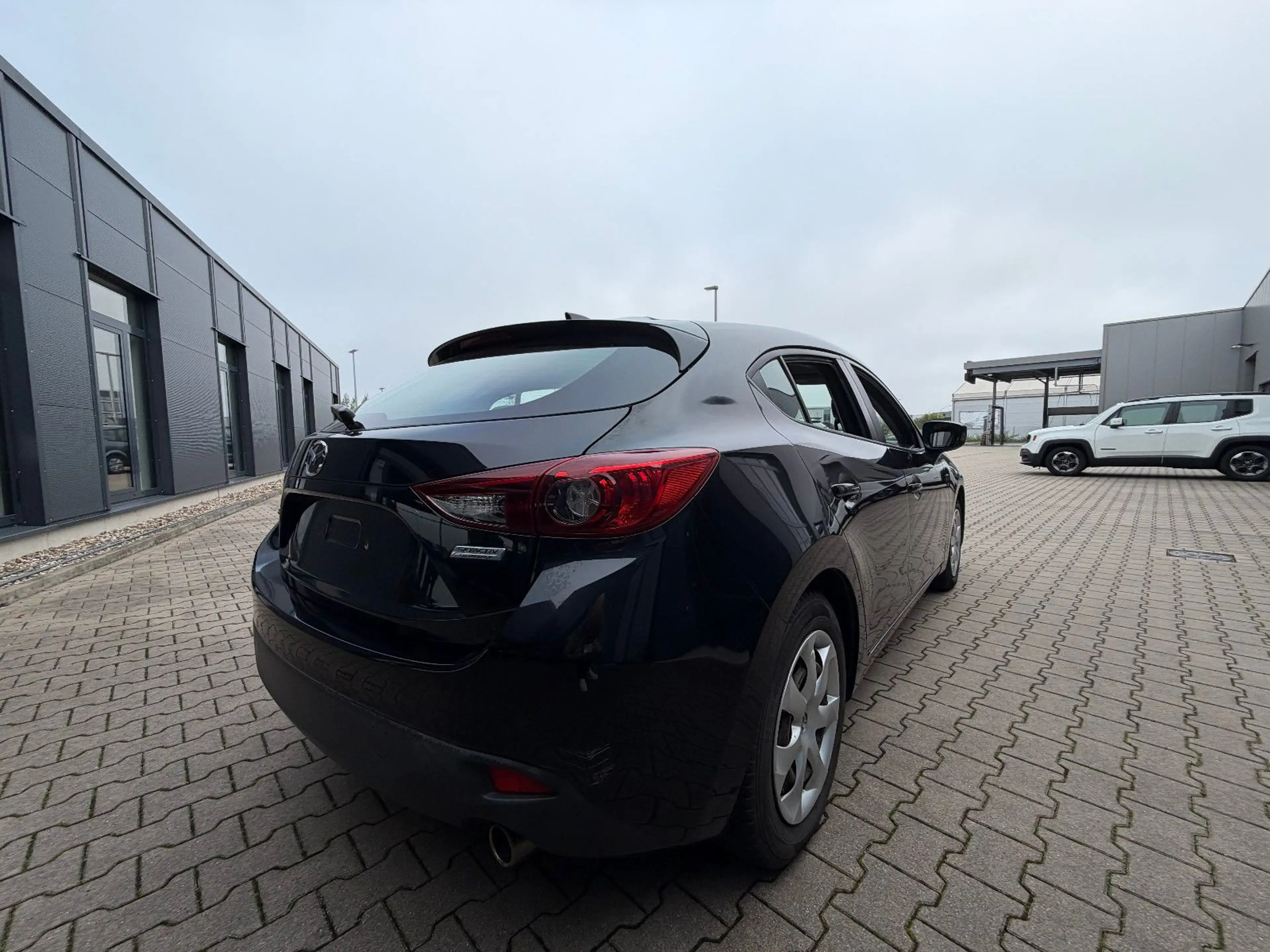 Mazda 3 1.5 Prime-Line — photo 6