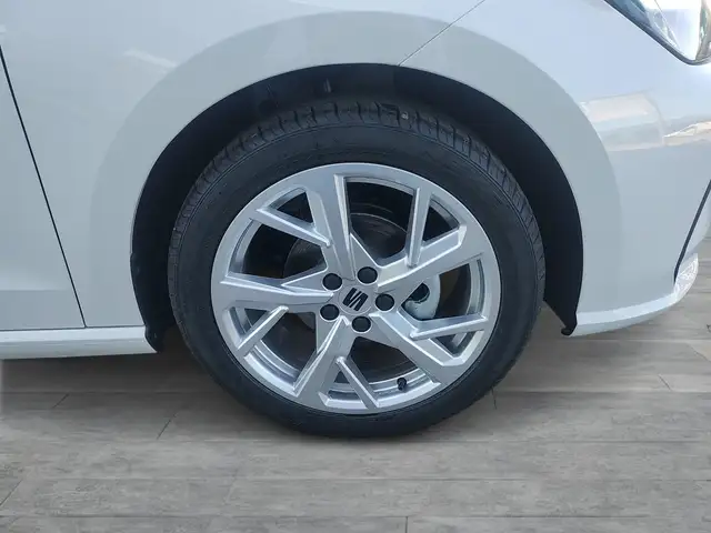 Seat Ibiza view 7