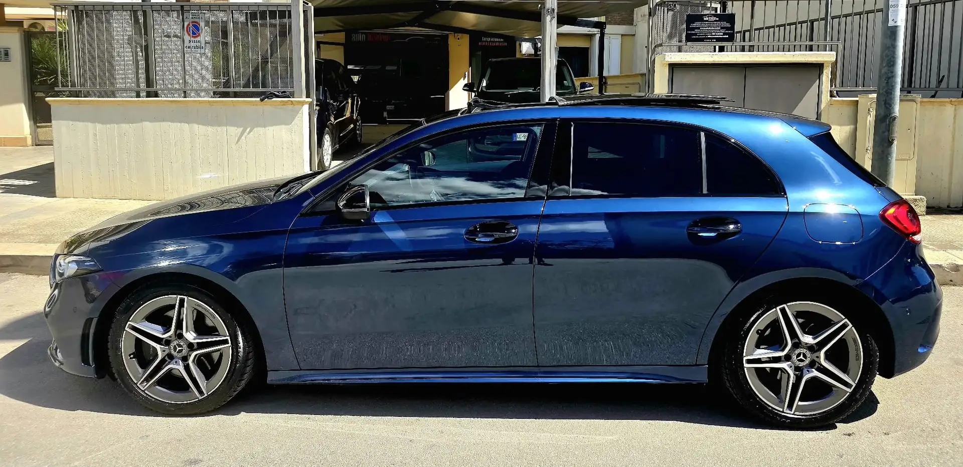 Mercedes-Benz A 220 d Premium AMG Night edition-Ufficiale-IVA ESPOSTA Azul - 1