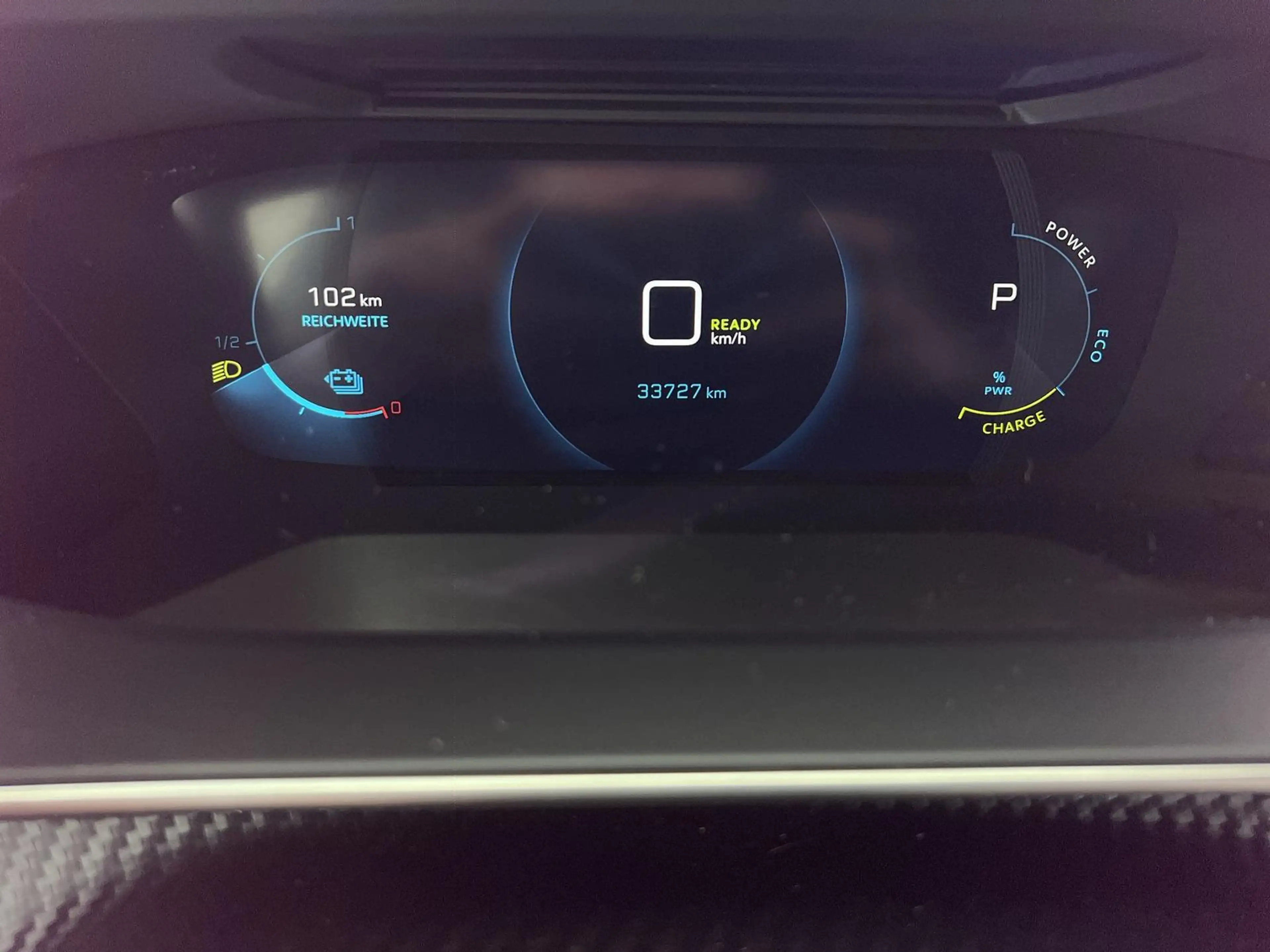 Peugeot e-2008 2008 e- Allure Pack*SHZ*NAVI*RFK*uvm — photo 11