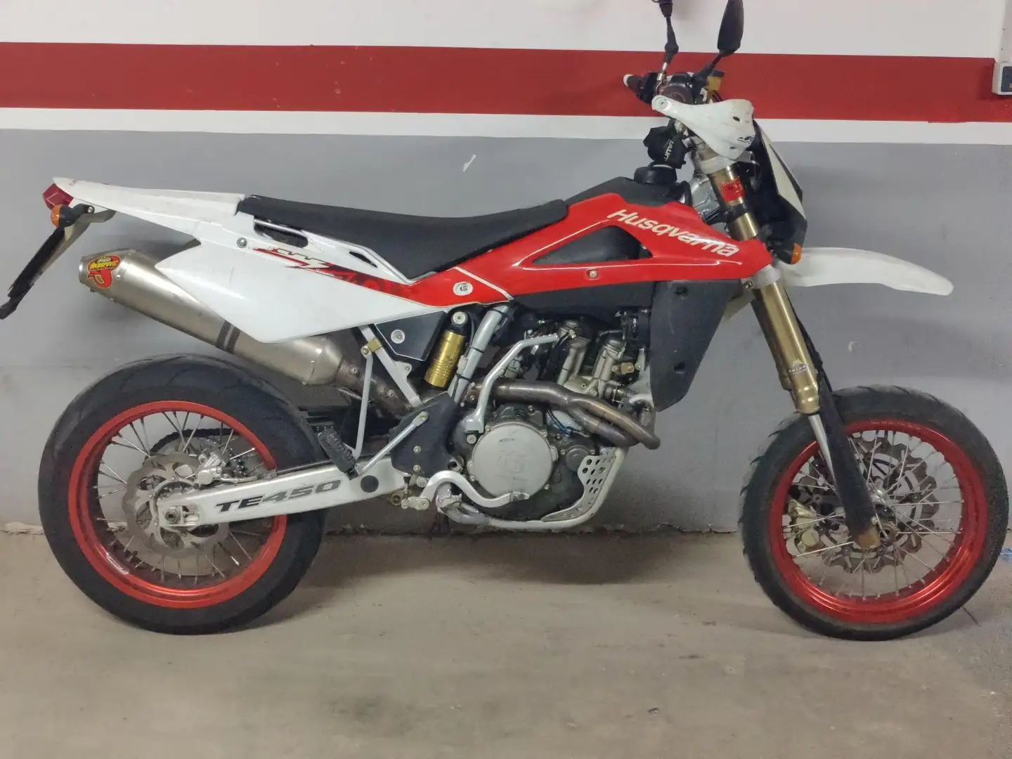 Husqvarna TE 450 akrapovic, Kit supermotard. Blanco - 1