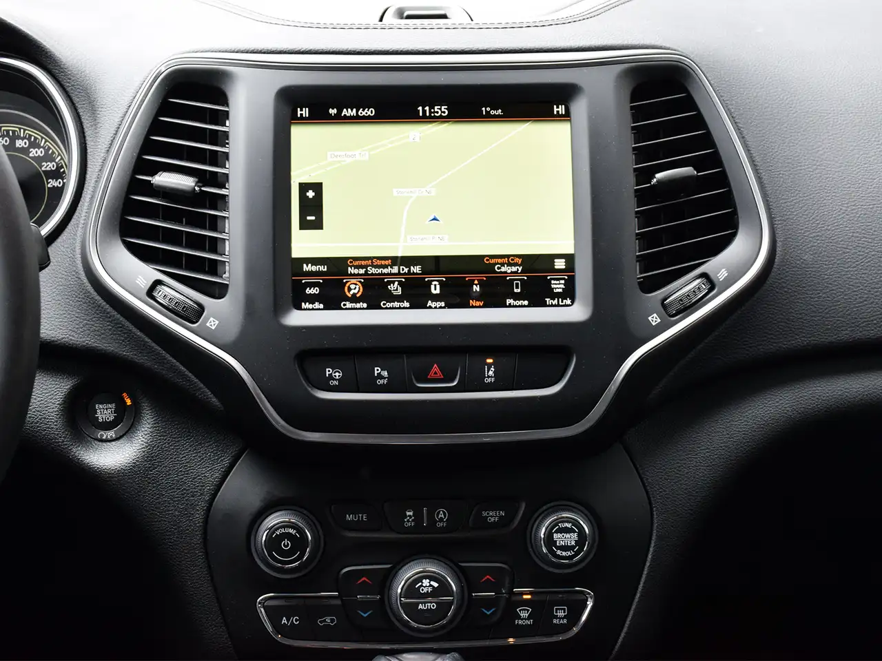 Jeep Cherokee снимка Jeep Cherokee