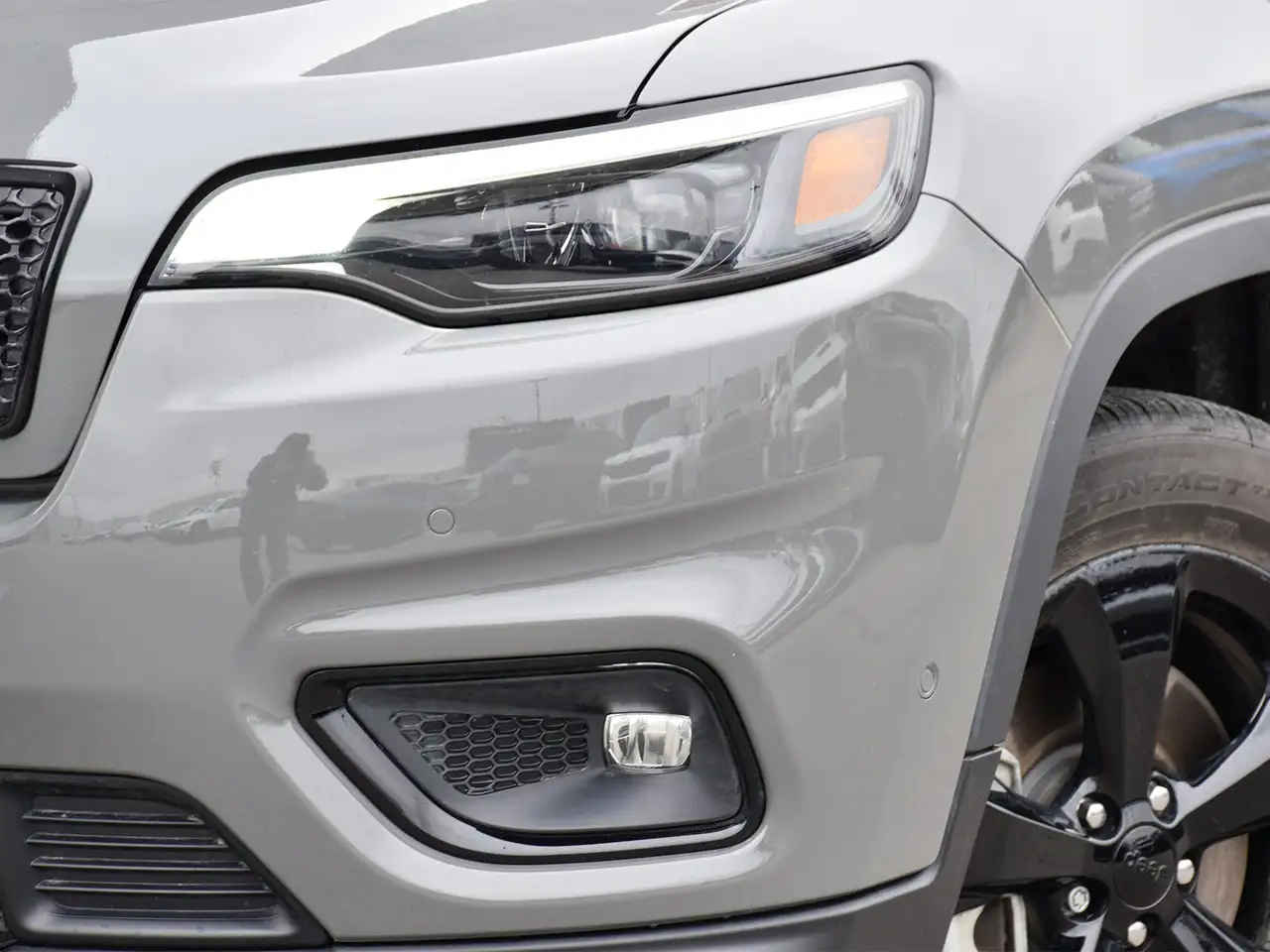 Jeep Cherokee снимка Jeep Cherokee