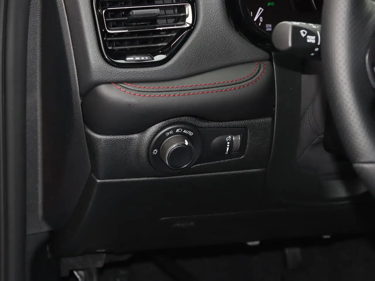 Dodge Durango снимка Dodge Durango