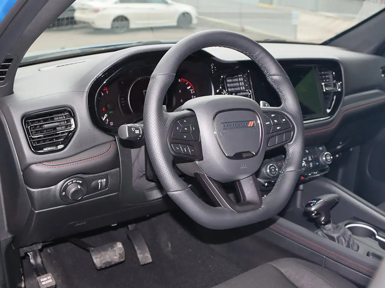 Dodge Durango снимка Dodge Durango