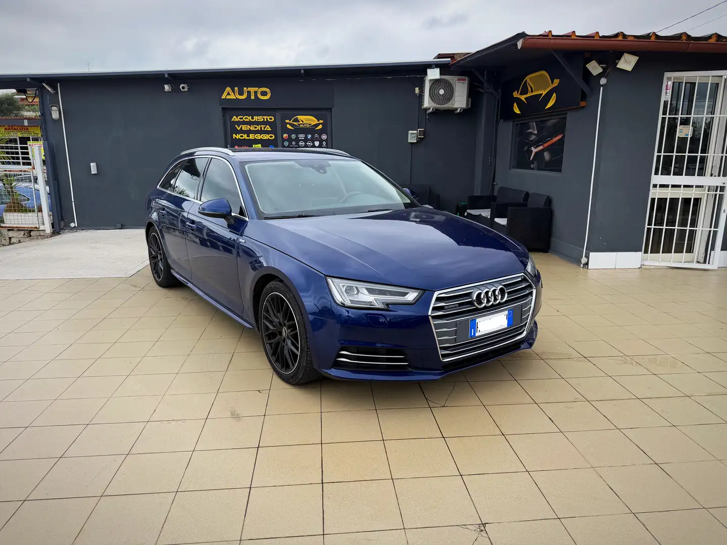 Audi A4 Avant 2.0 tfsi Business Sport 252cv s-tronic - 1