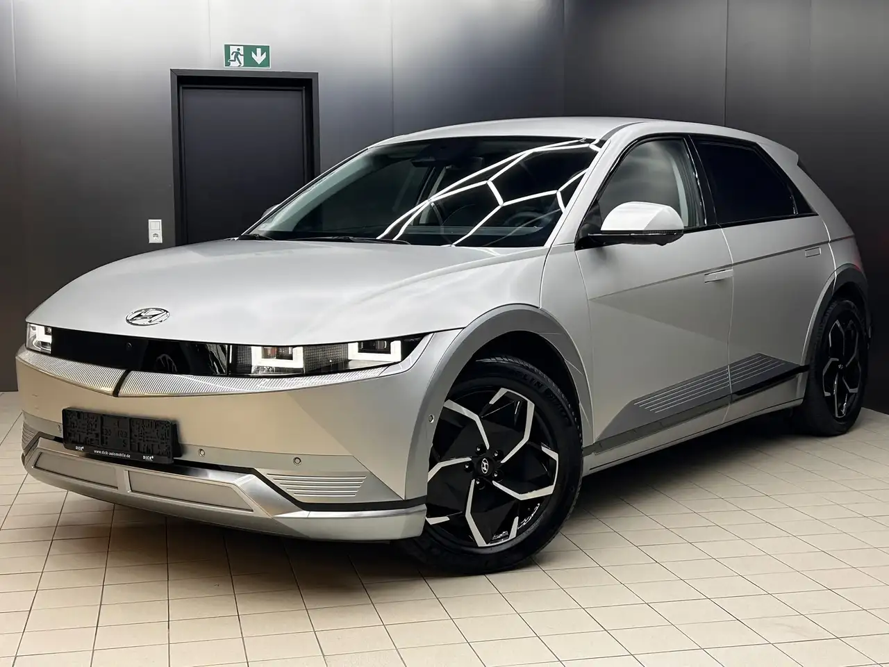 Hyundai Ioniq 5 Uniq LED+NAVI+BOSE+HEAD+SHZ+360+ACC+AHK+, миниатюра 4