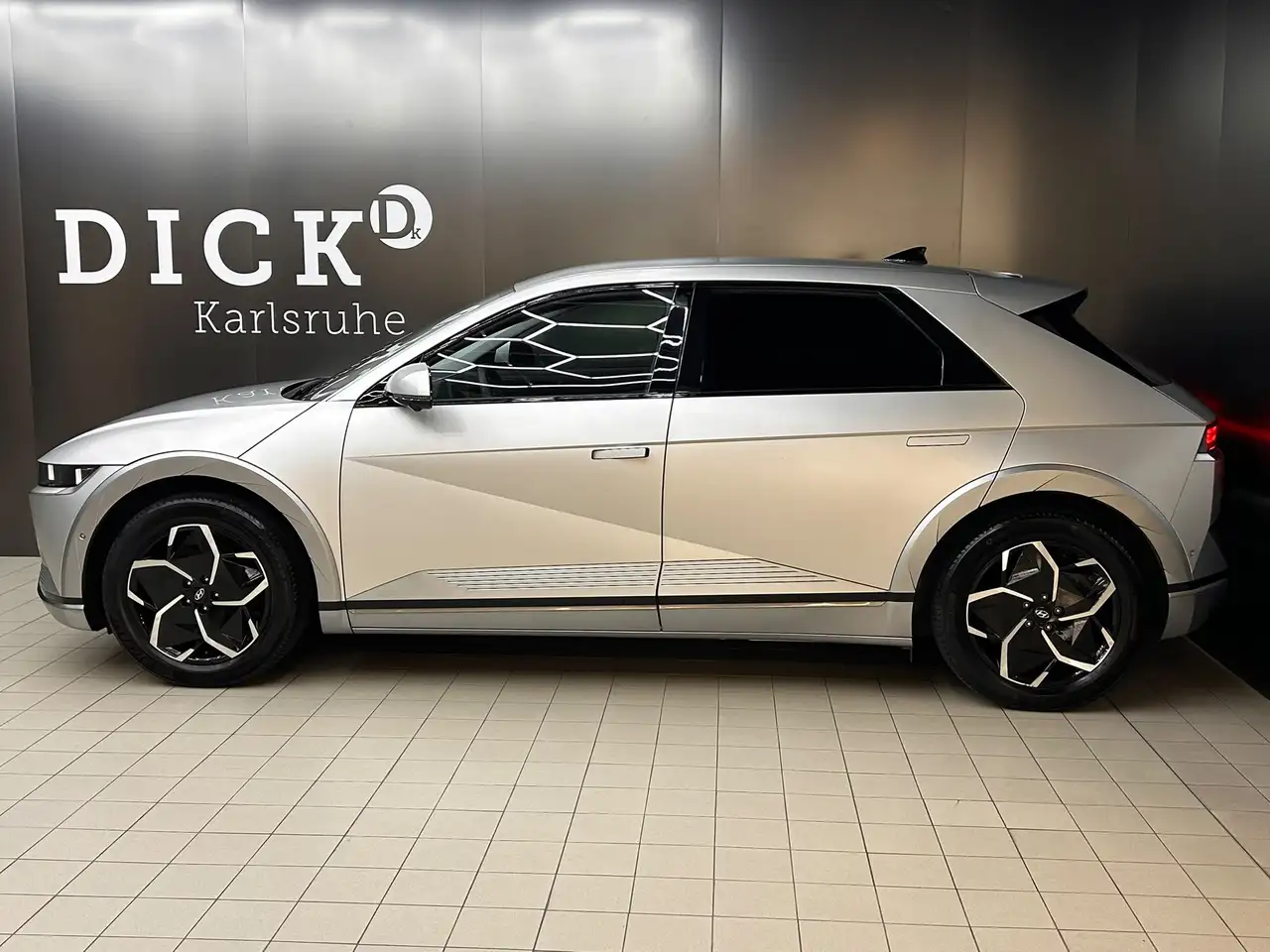 Hyundai Ioniq 5 Uniq LED+NAVI+BOSE+HEAD+SHZ+360+ACC+AHK+, миниатюра 5