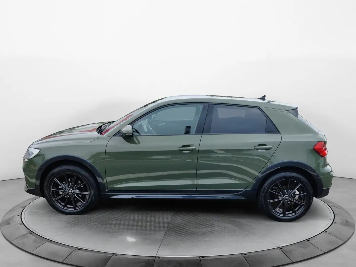Audi A1 30 TFSI S-Tronic, LED, Navi Touch, Grün - 2