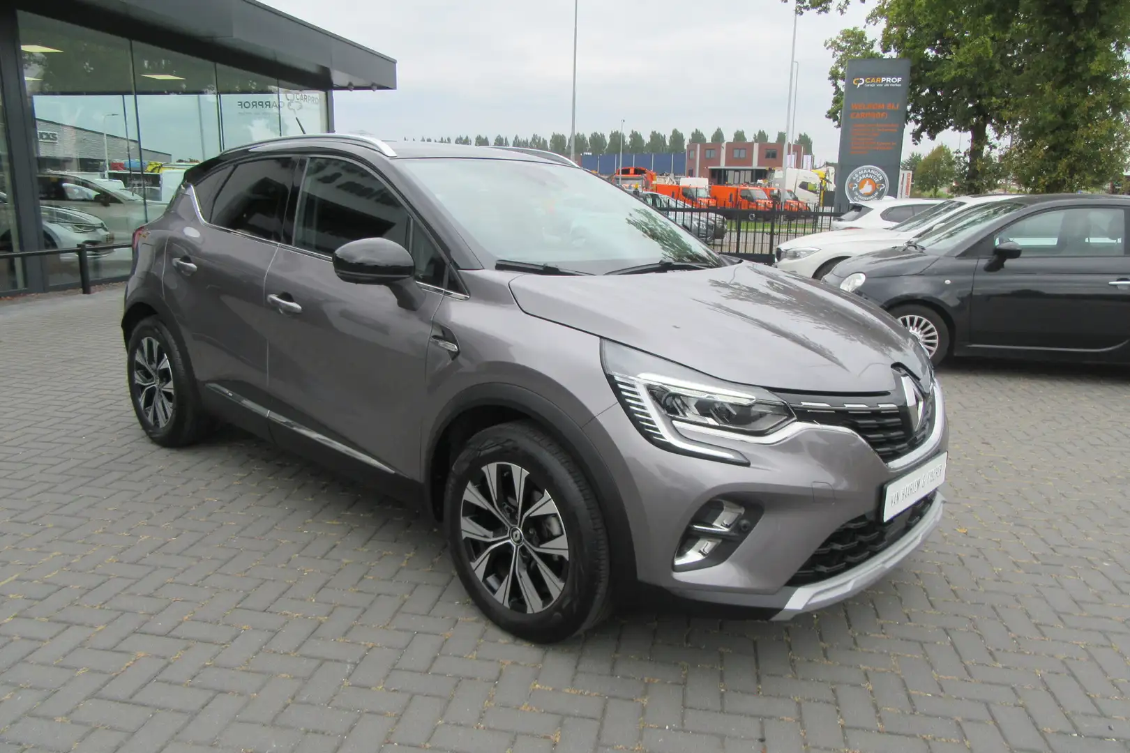 Renault Captur 1.3 TCe Mild Hybrid Aut. Intens, Blind Spot, Ad. C Grijs - 2