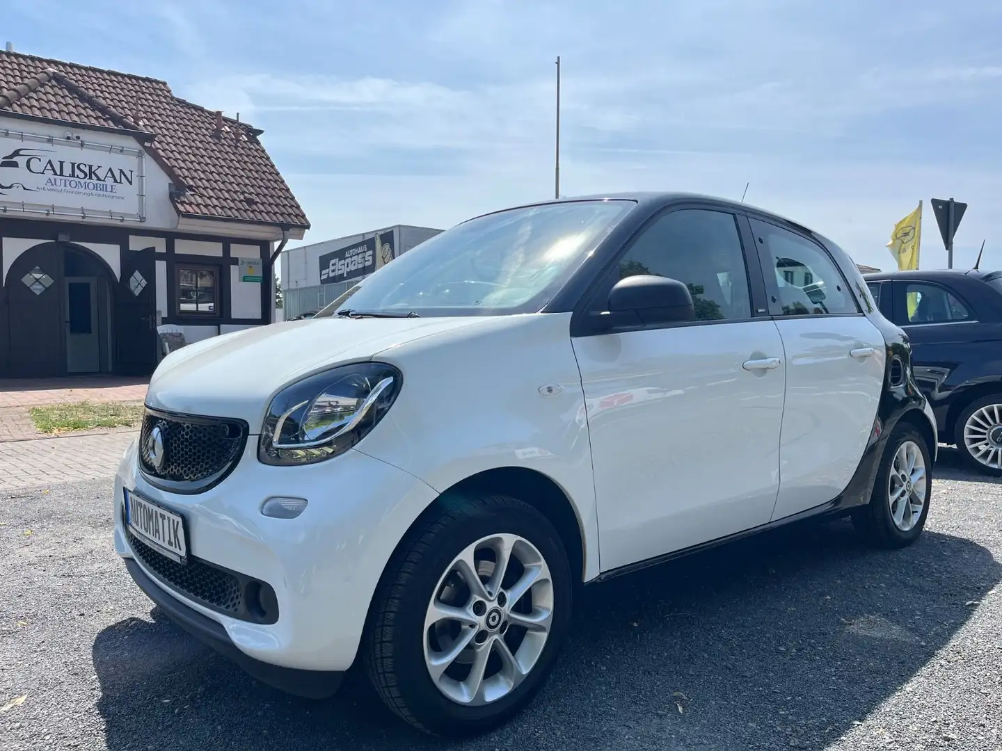 smart forFour Passion 52kW Twinamic*Navi*TÜV Neu*PDC Weiß - 2