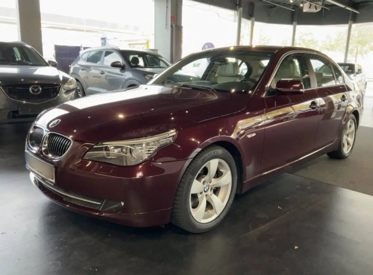 BMW 523