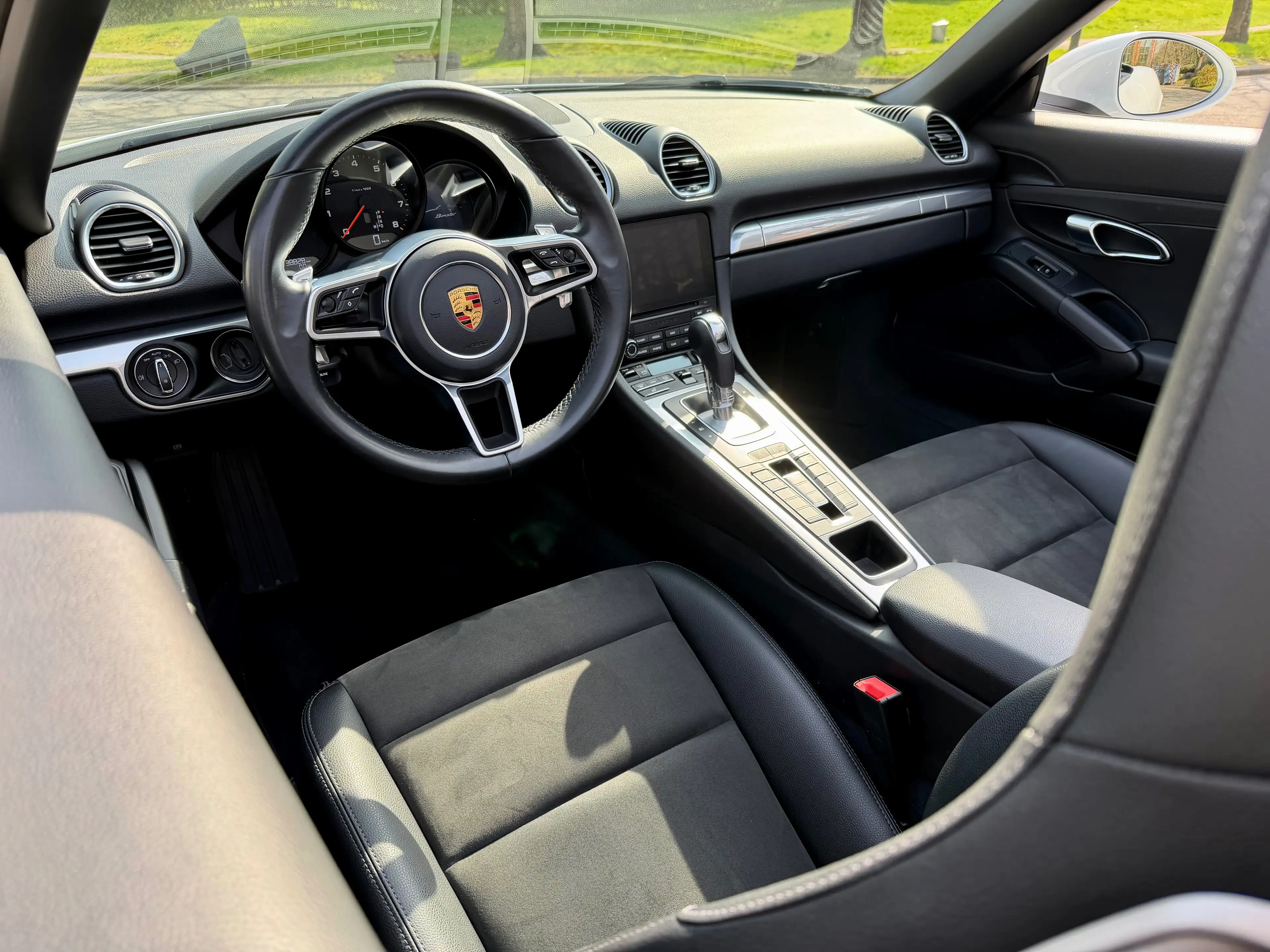 Porsche 718 Boxster 2.0 Turbo PDK *Just serviced - 1st paint* — photo 12