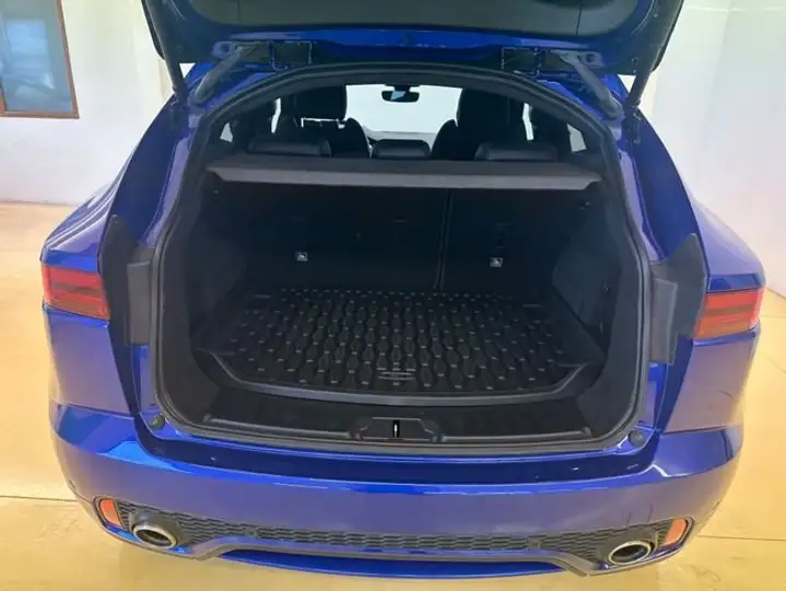Jaguar E-Pace 2018, foto 9