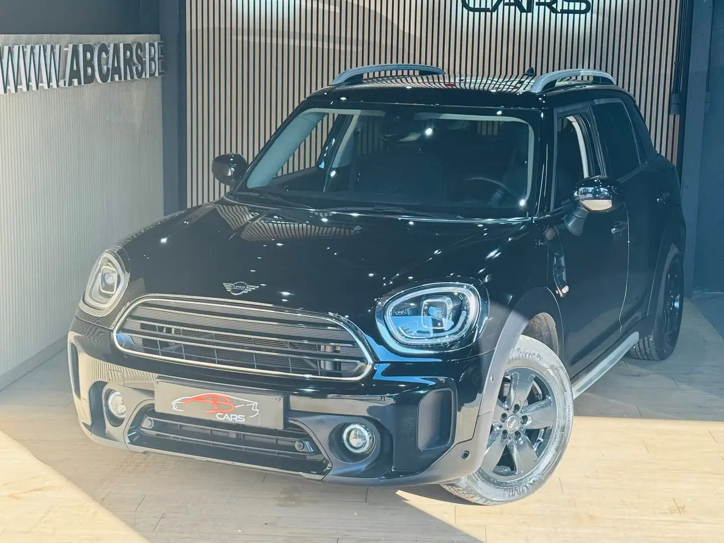 MINI One Countryman 1.5 OPF * GARANTIE 12 MOIS * 1ER PROP * Zwart - 2