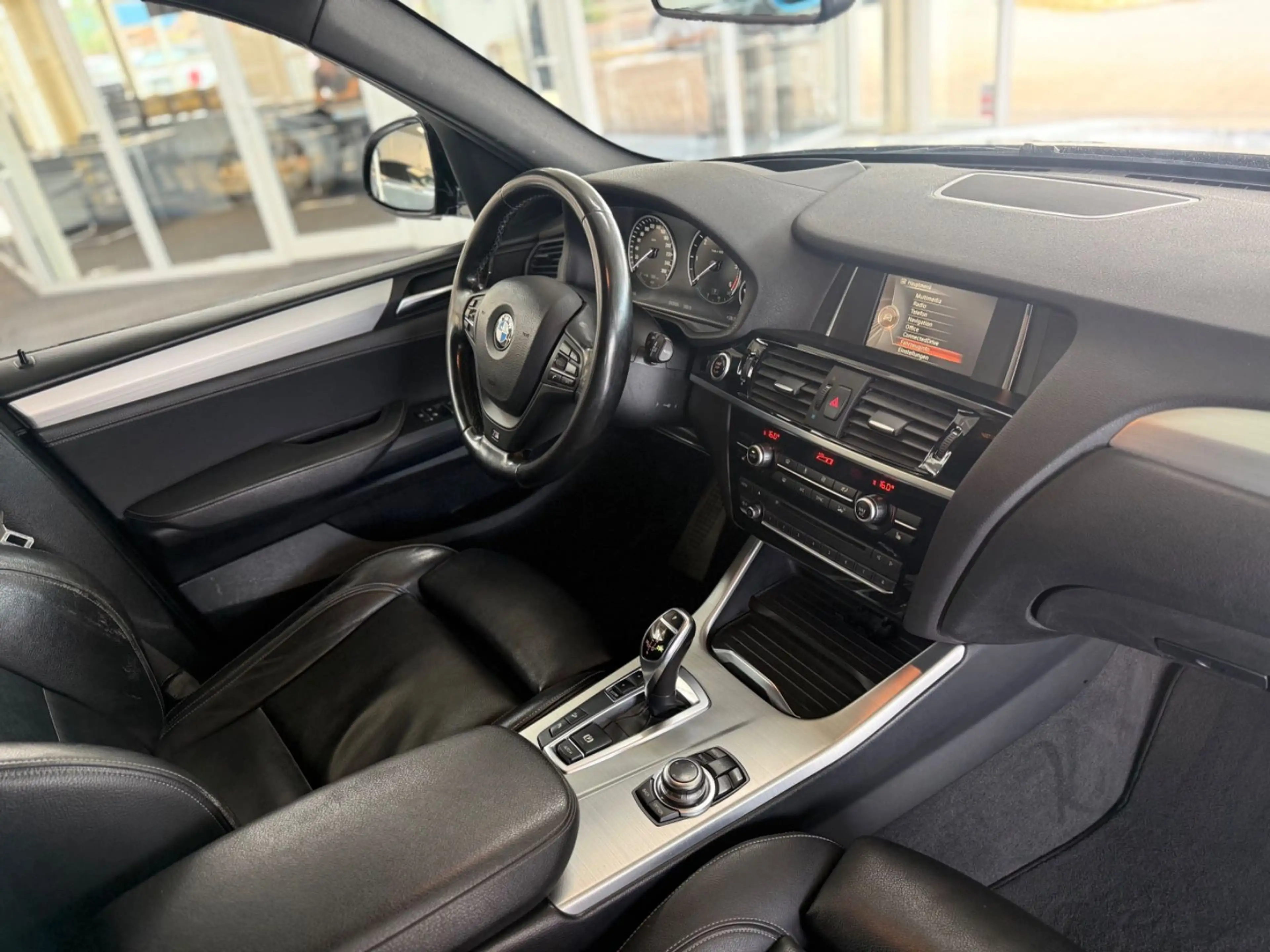 BMW X3 xDrive 30d M Sportpaket AUT./NAVI/AHK/HUD — photo 9