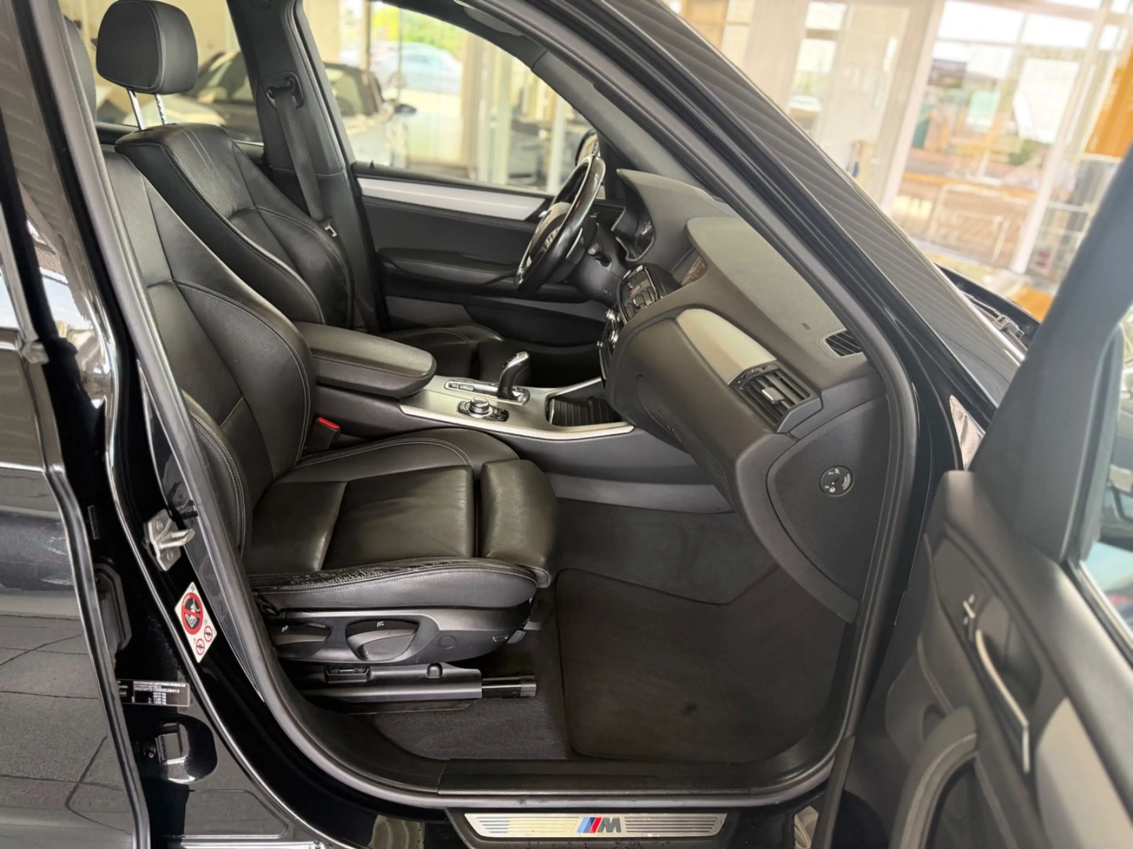BMW X3 xDrive 30d M Sportpaket AUT./NAVI/AHK/HUD — photo 8