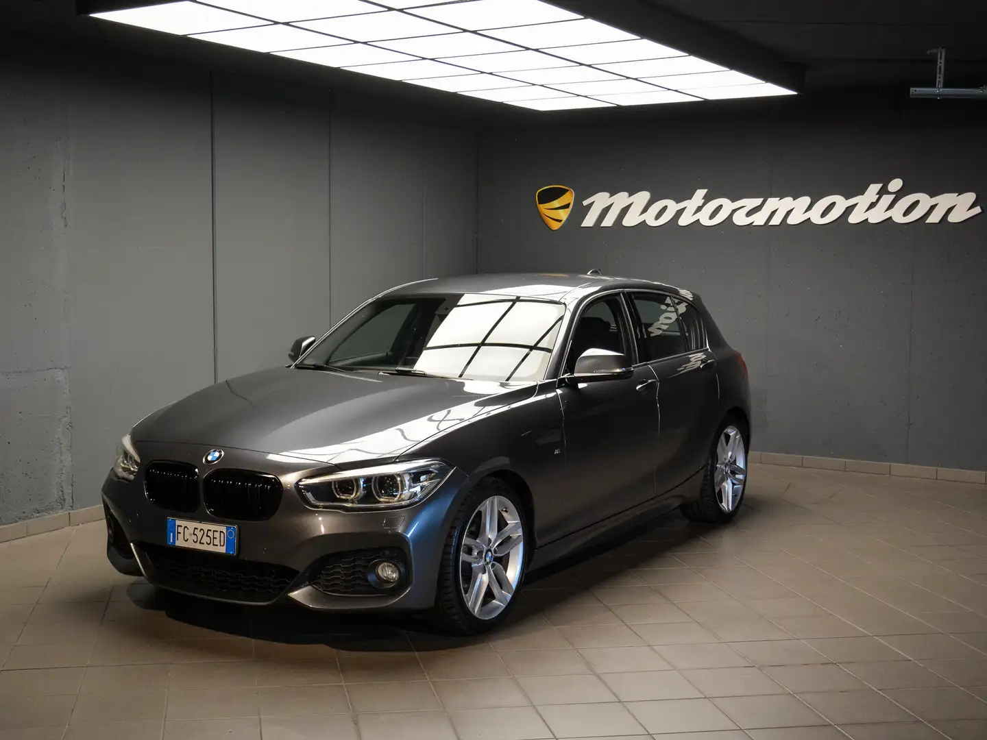 BMW 120 120d Msport 5 Porte Automatic | Pro | LED Grigio - 1