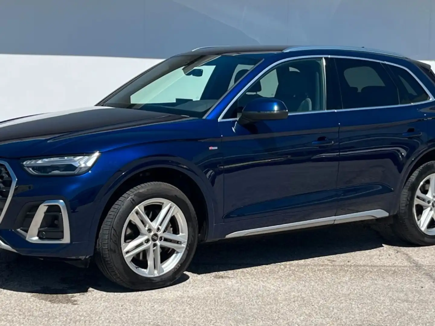 Audi Q5 40 TDI quattro-ultra S line S tronic 150kW Blau - 1