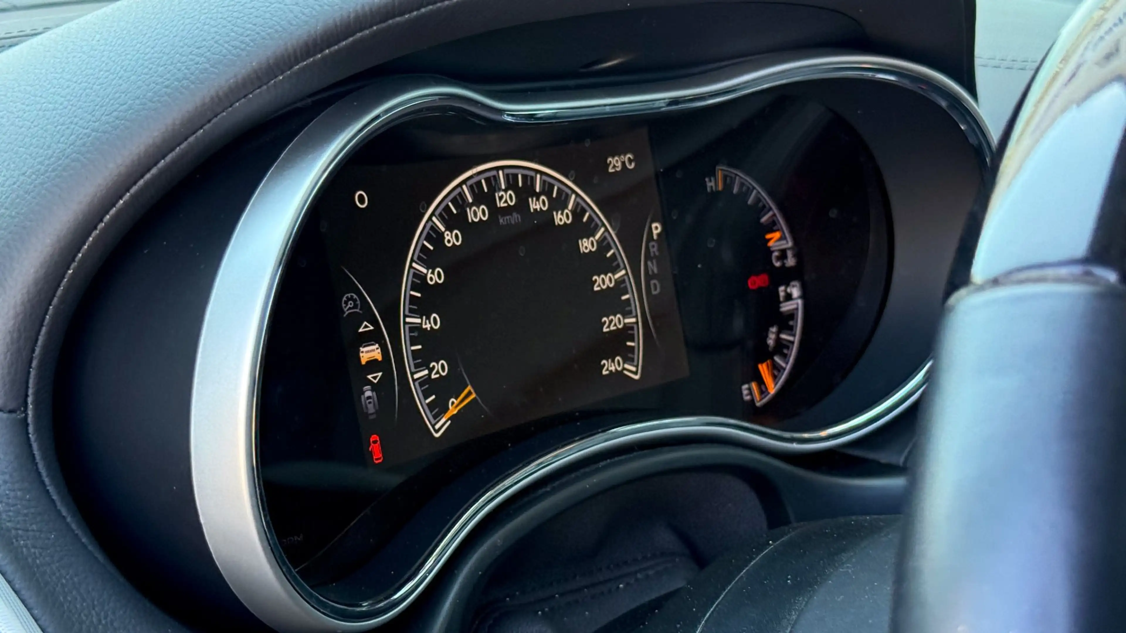 Jeep Grand Cherokee 3,0 V6 CRD Summit — photo 10
