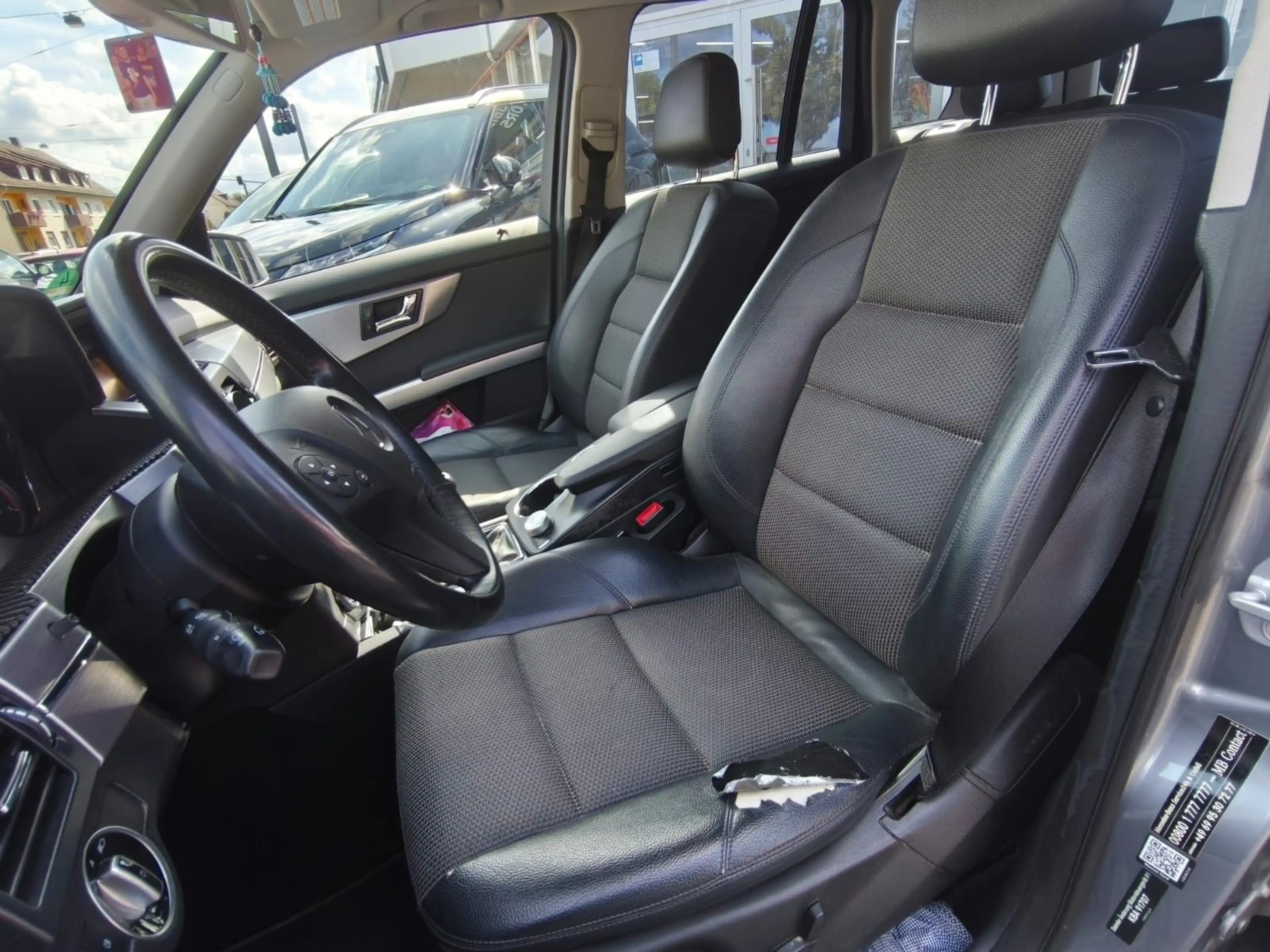 Mercedes-Benz GLK 220 CDI BlueEfficiency Sport Edition AMG — photo 8