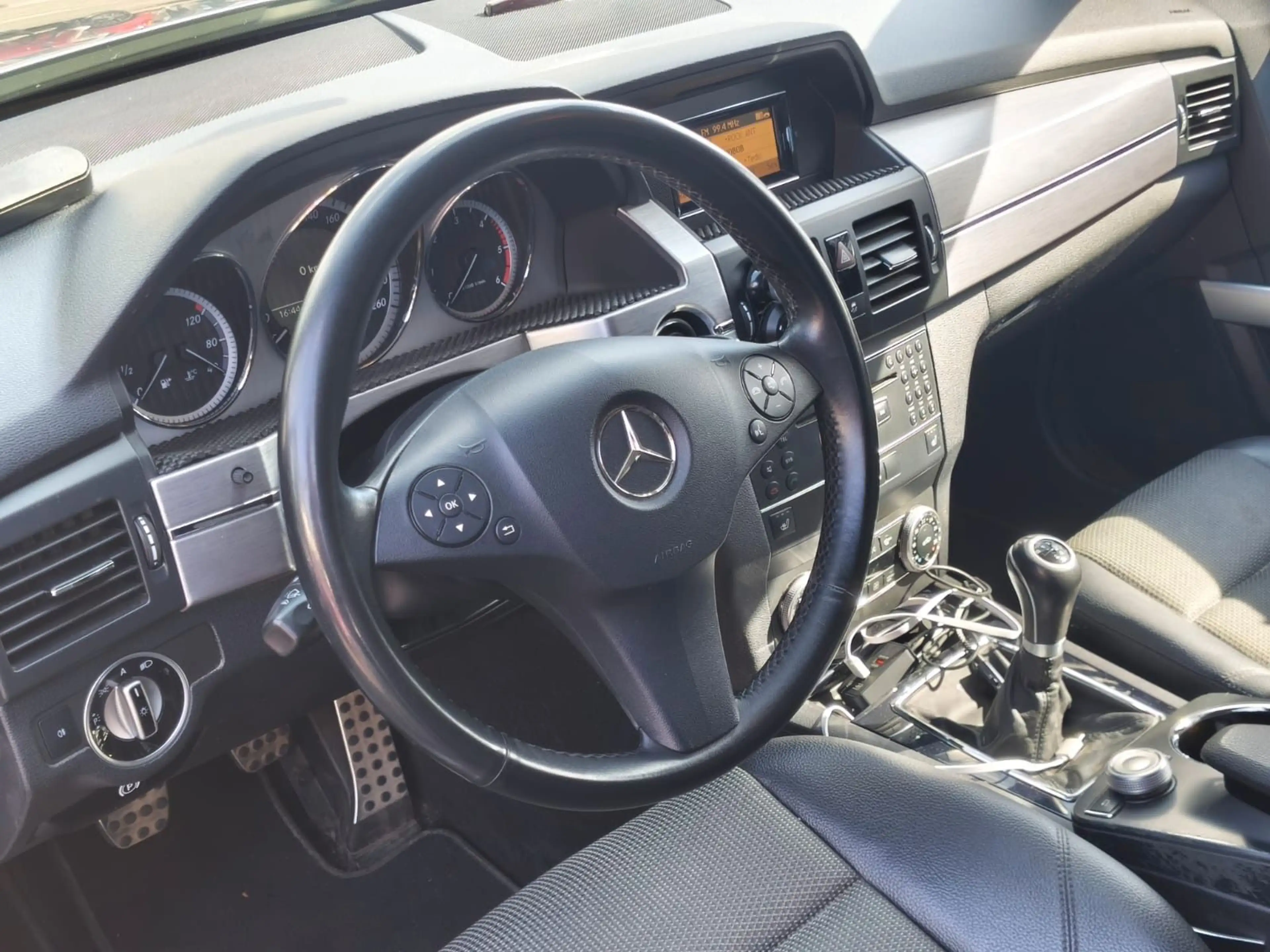 Mercedes-Benz GLK 220 CDI BlueEfficiency Sport Edition AMG — photo 6