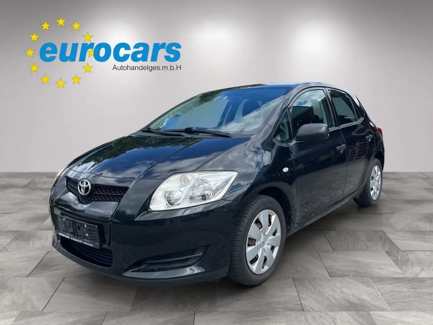 Toyota Auris 1,33 Dual-VVT-i Schwarz - 1