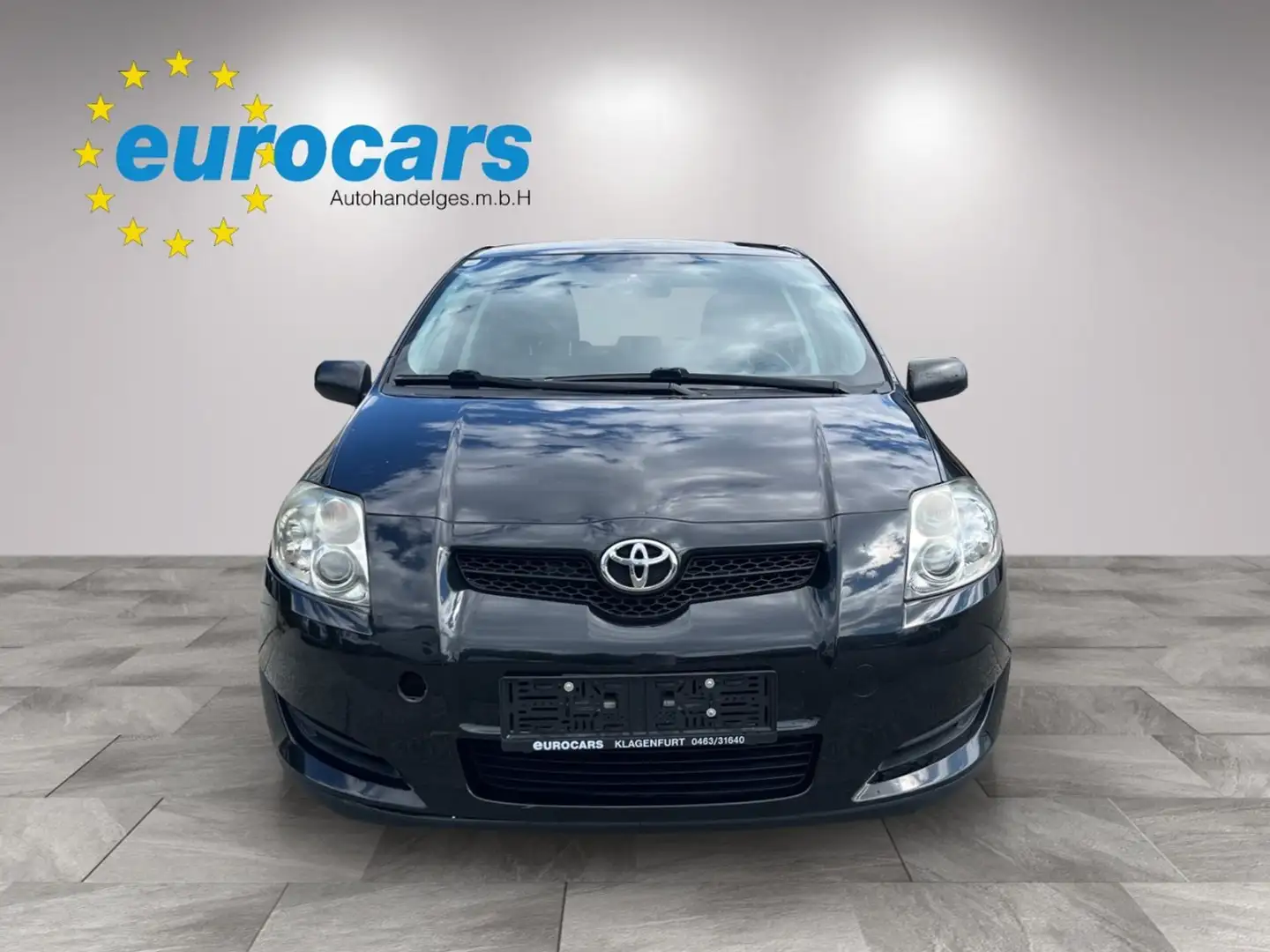 Toyota Auris 1,33 Dual-VVT-i Schwarz - 2
